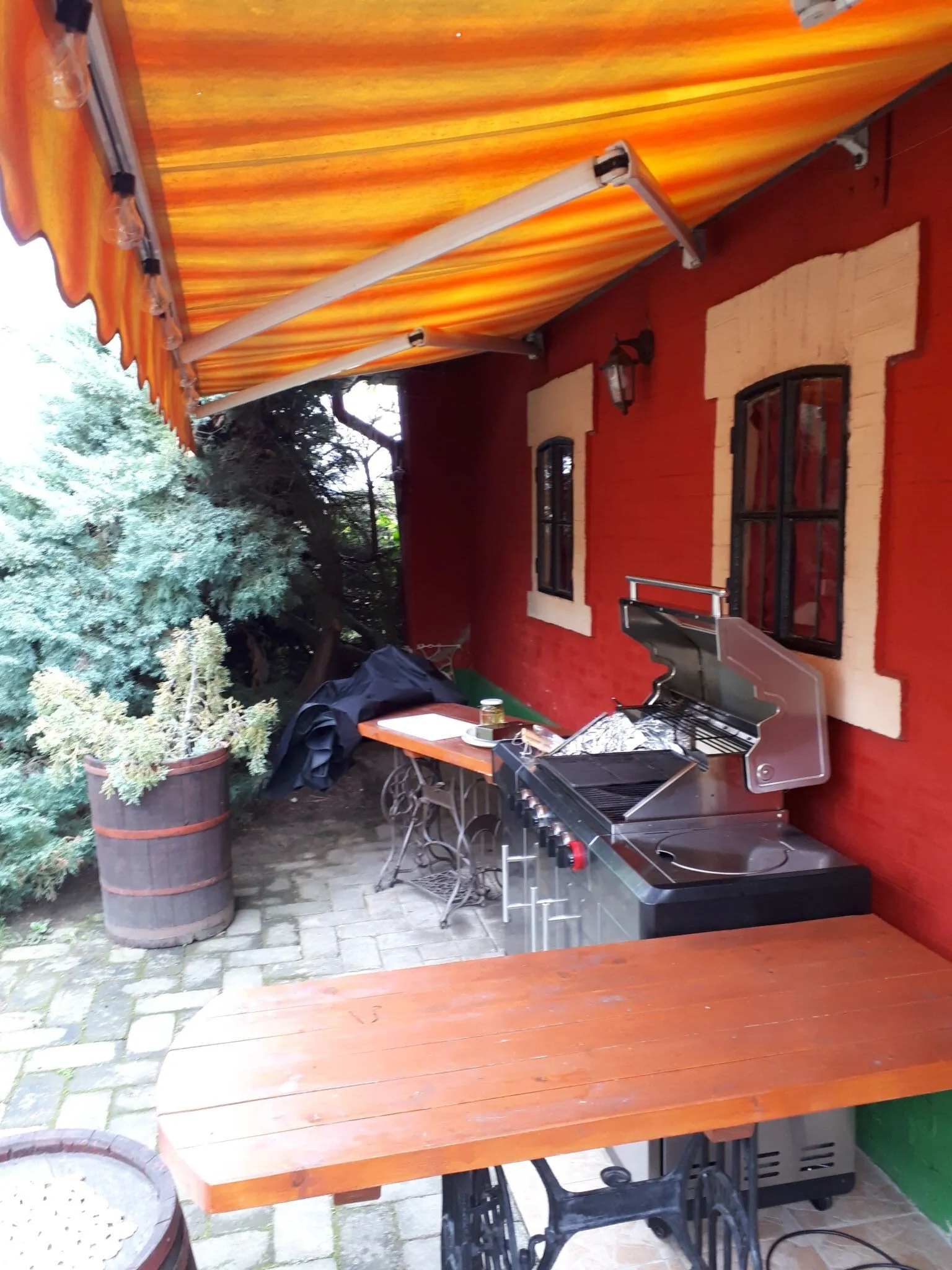 Hangonyi Pizzéria és Vendégház Hangony – Hangony, Ungaria
