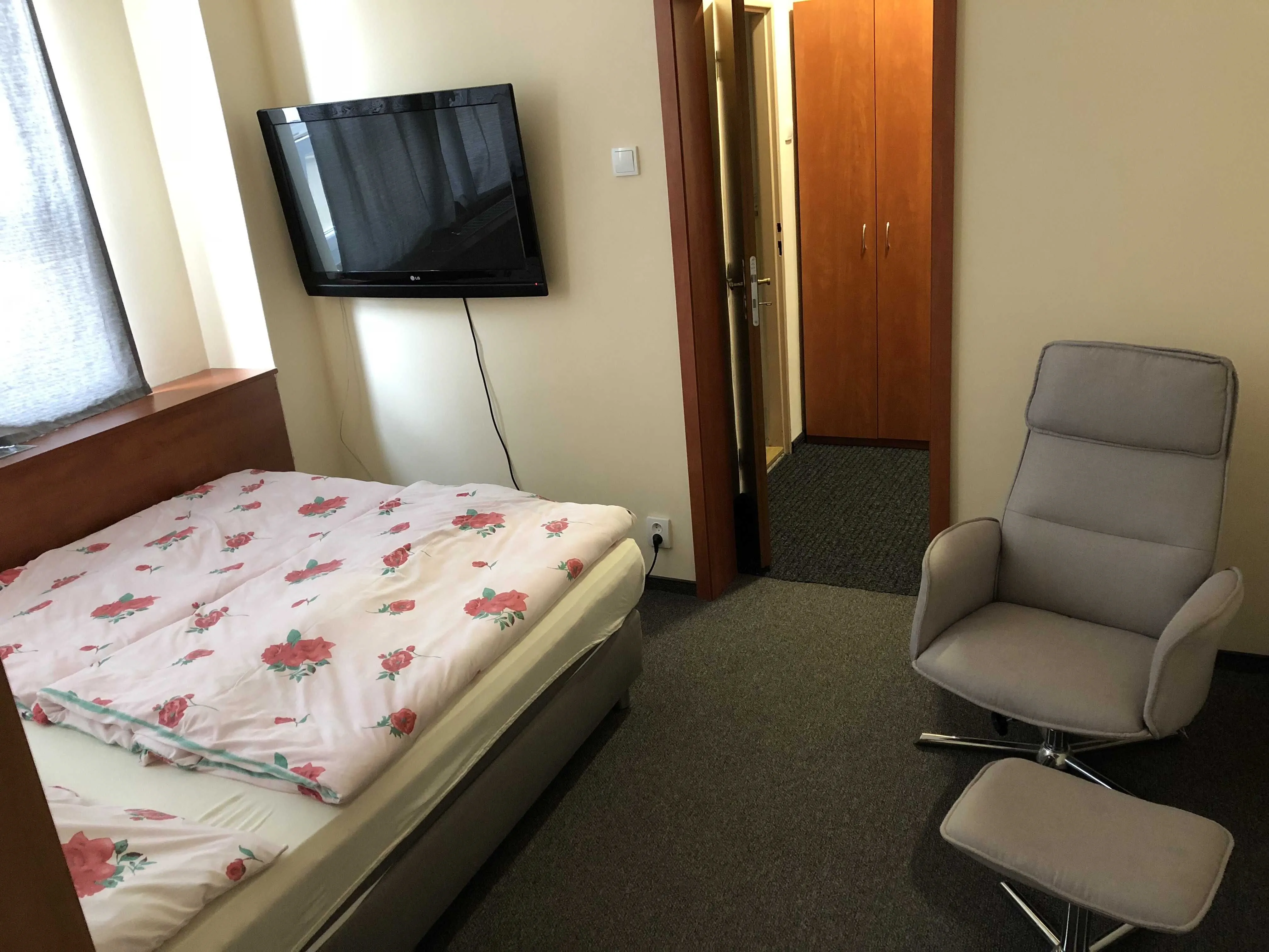 Hotel a Kozlovna Alfa Třebíč – Třebíč, Česká republika