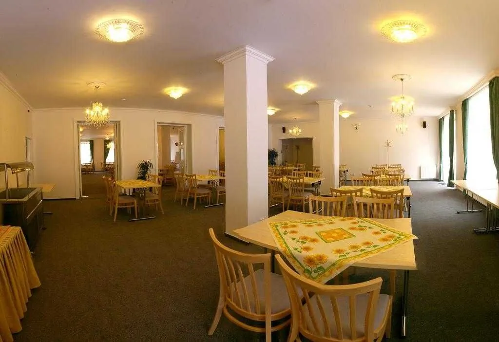 Zámecký hotel Lednice – Lednice, Česká republika