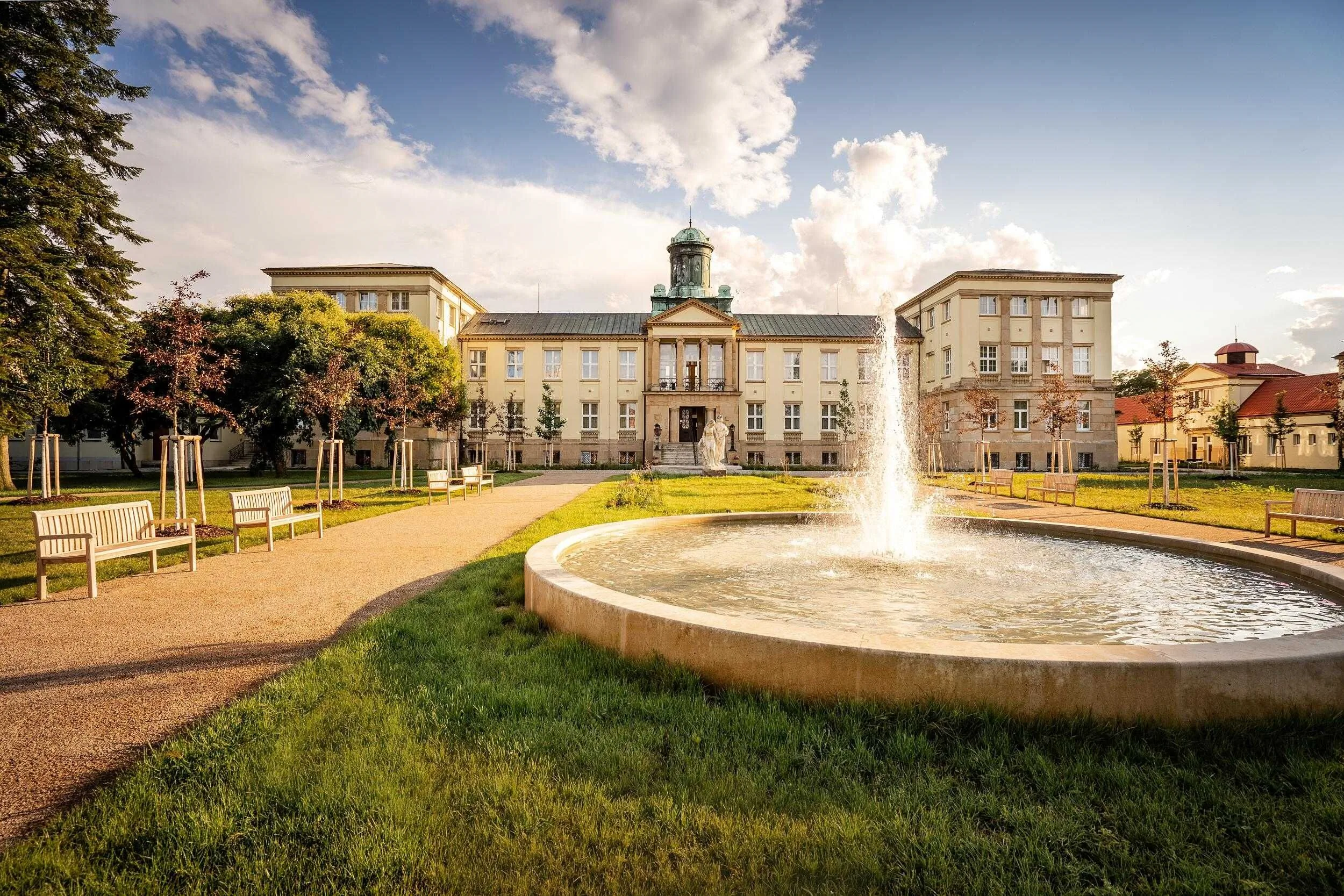 Hotel Zámeček Poděbrady – Poděbrady, Republica Cehă