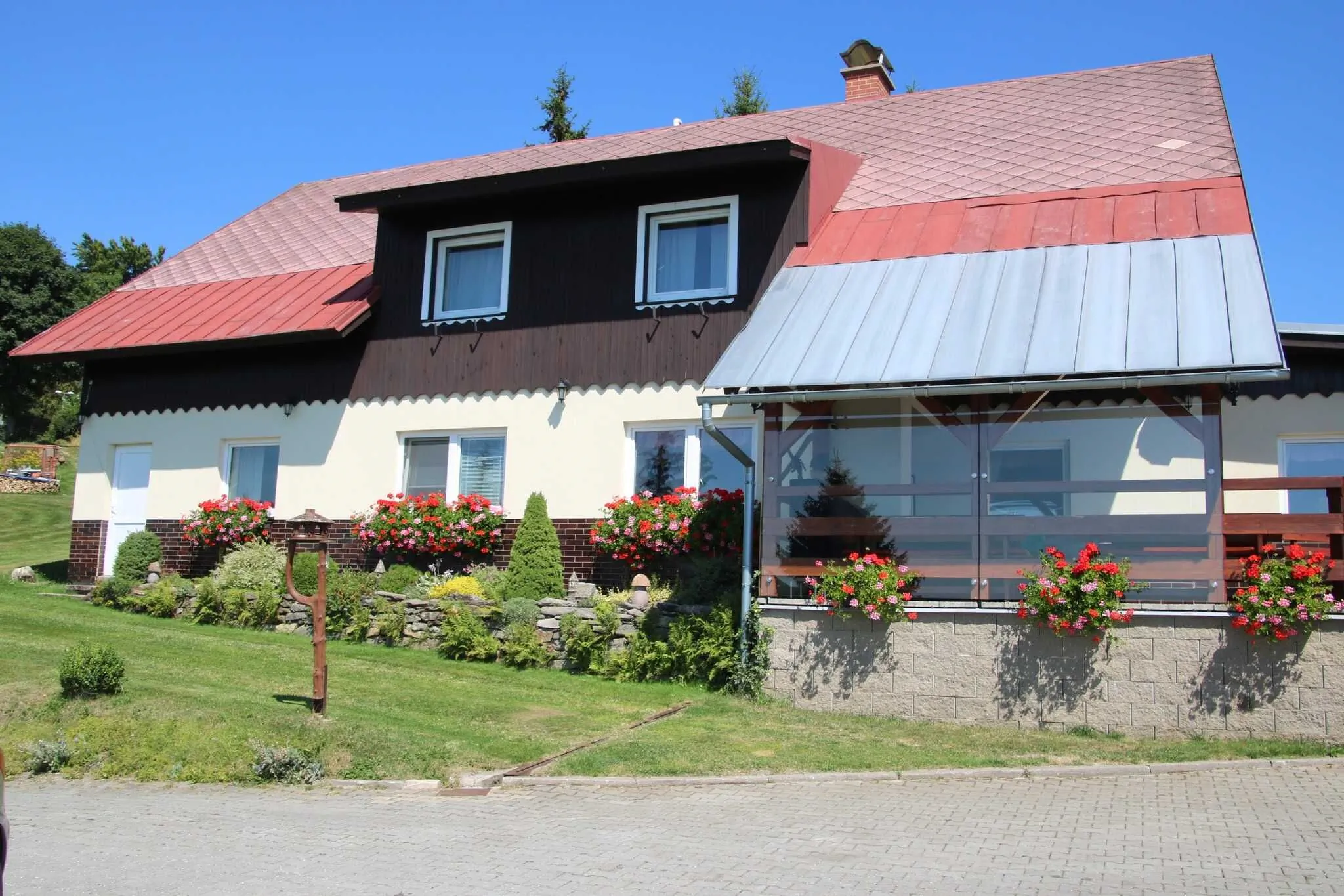 Pension Na Sychrově Benecko - foto 2