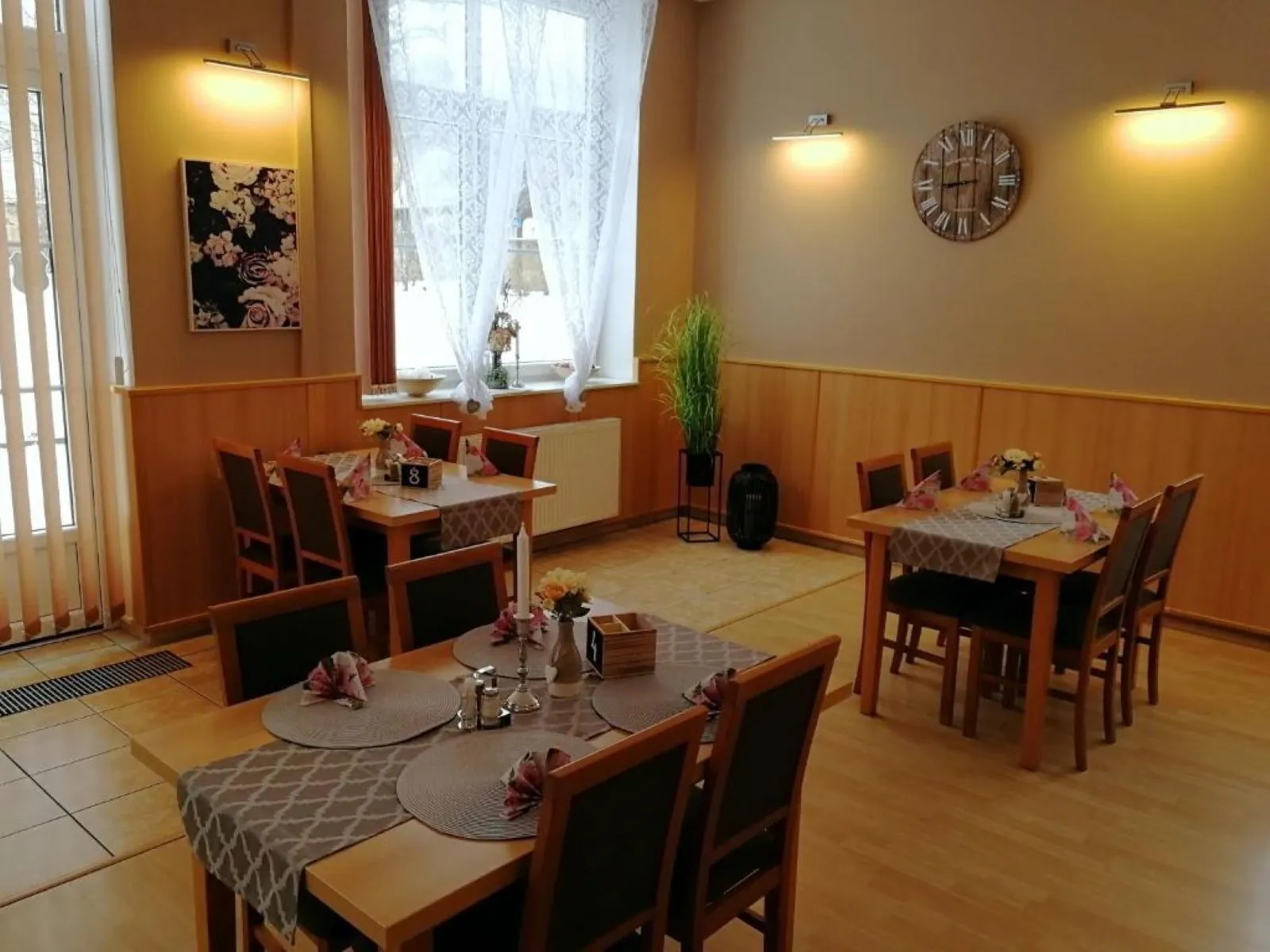 Vzdělávací středisko a hotel Varnsdorf – Varnsdorf, Česká republika