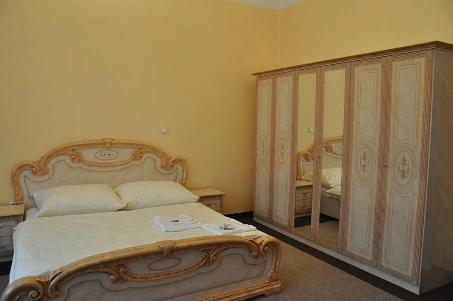 Vila Týniště nad Orlicí - foto 3