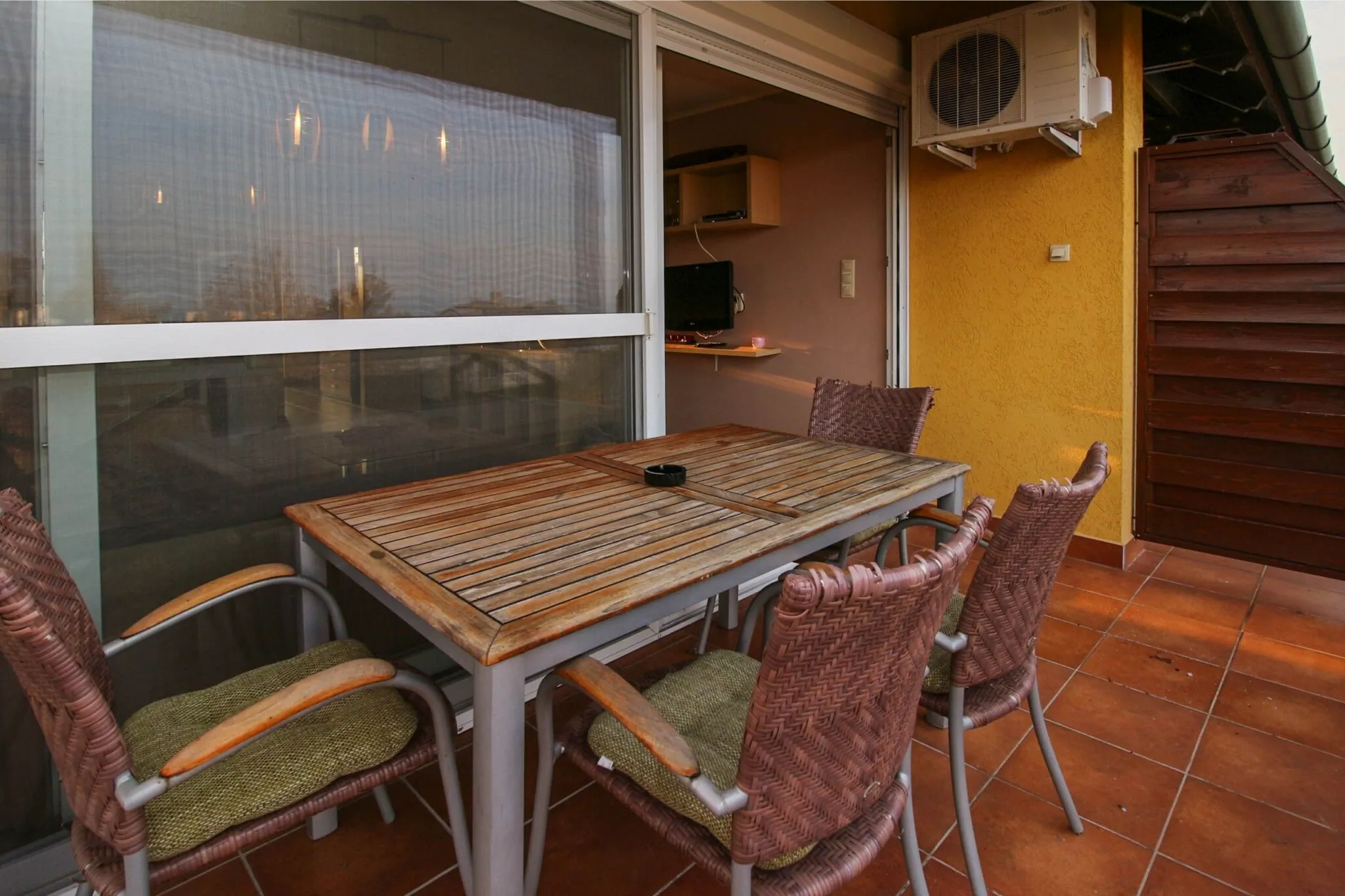 219 - Hangulatos, panorámás Apartman Balatonőszöd - foto 4