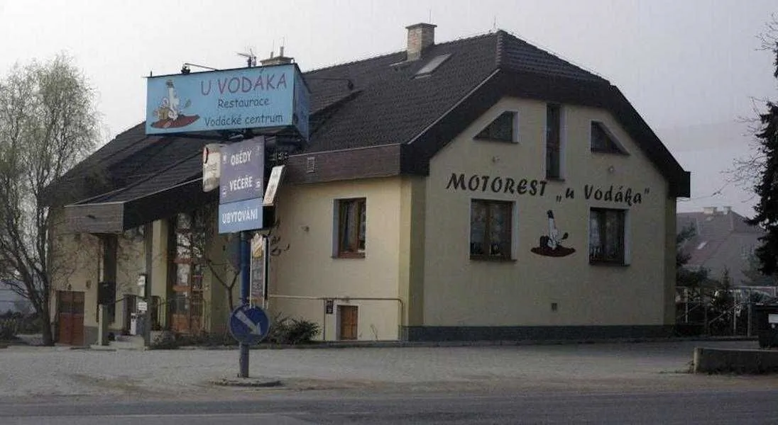 Penzion Motorest u vodáka Praha - foto 1