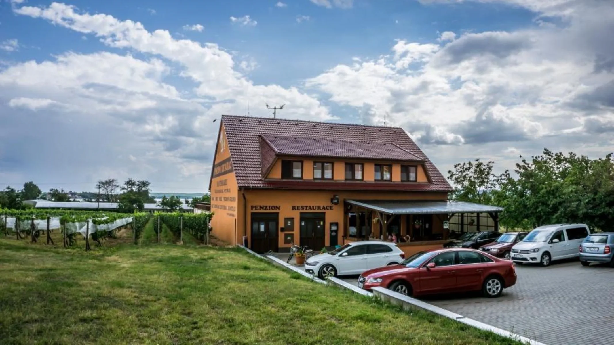 Penzion s restaurací Na Fürhaple Šakvice – Šakvice, Republica Cehă