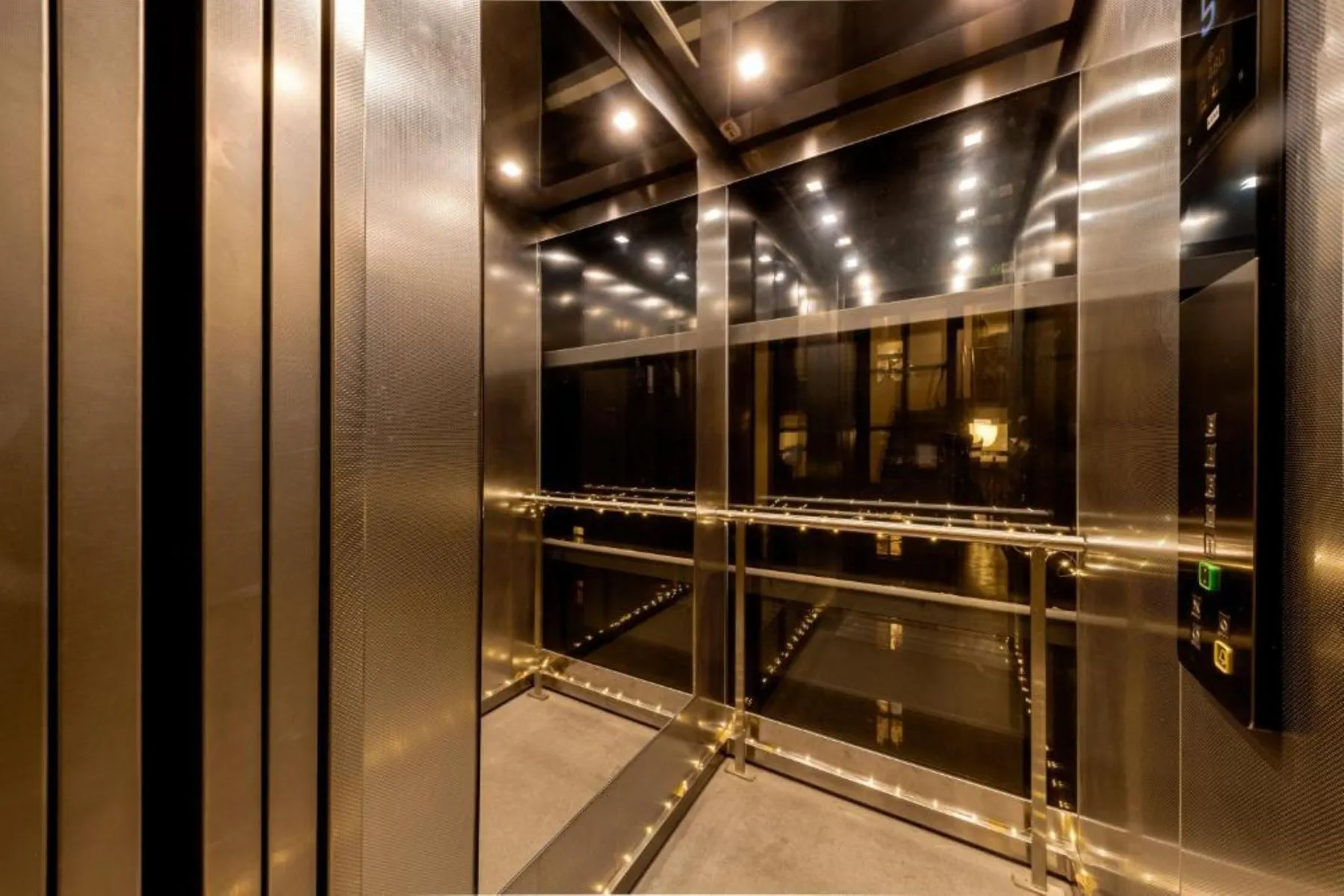 Louren Apartments Praha - foto 2