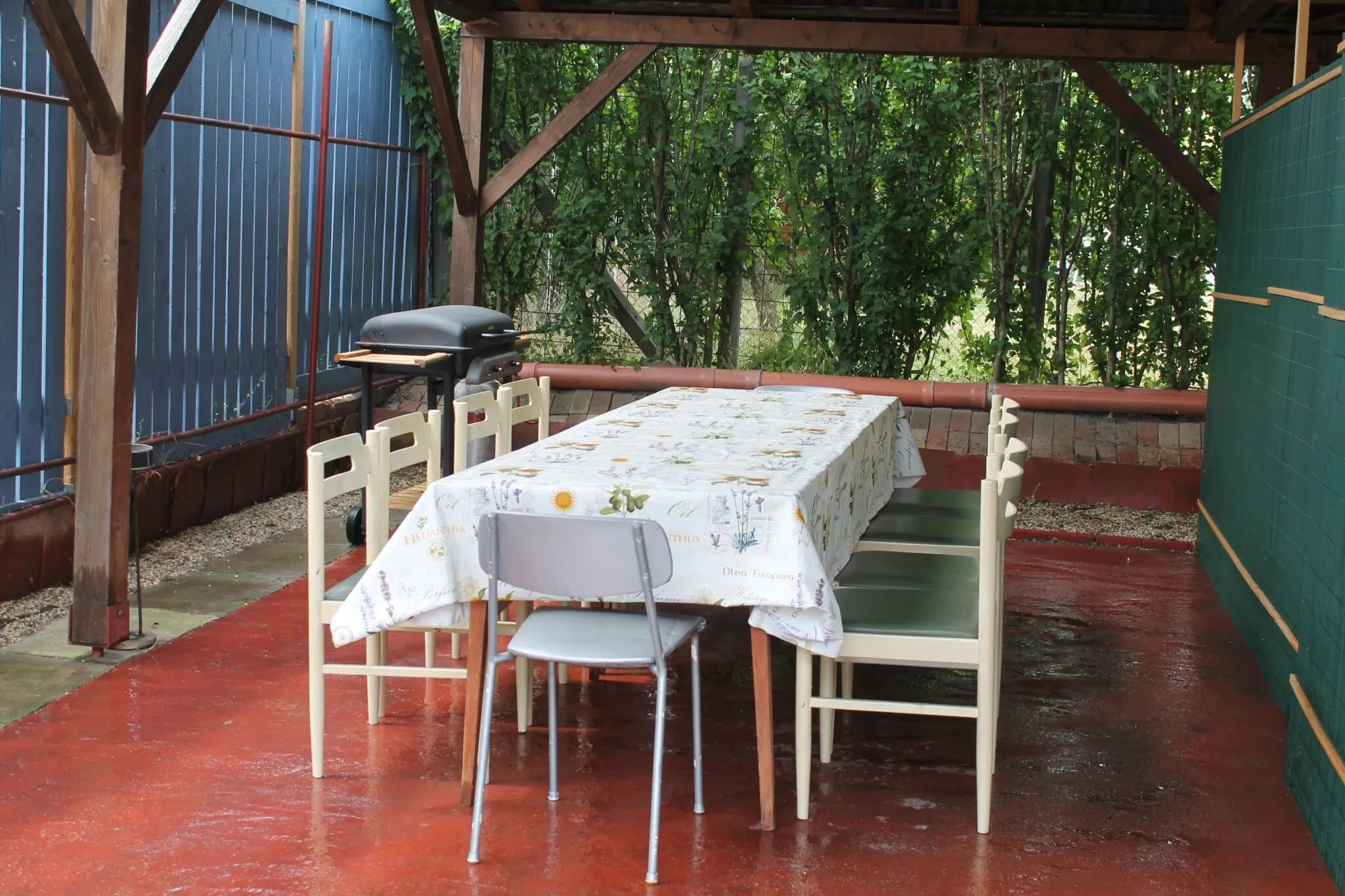 Lenke Apartmanház Balatonlelle – Balatonlelle, Ungaria