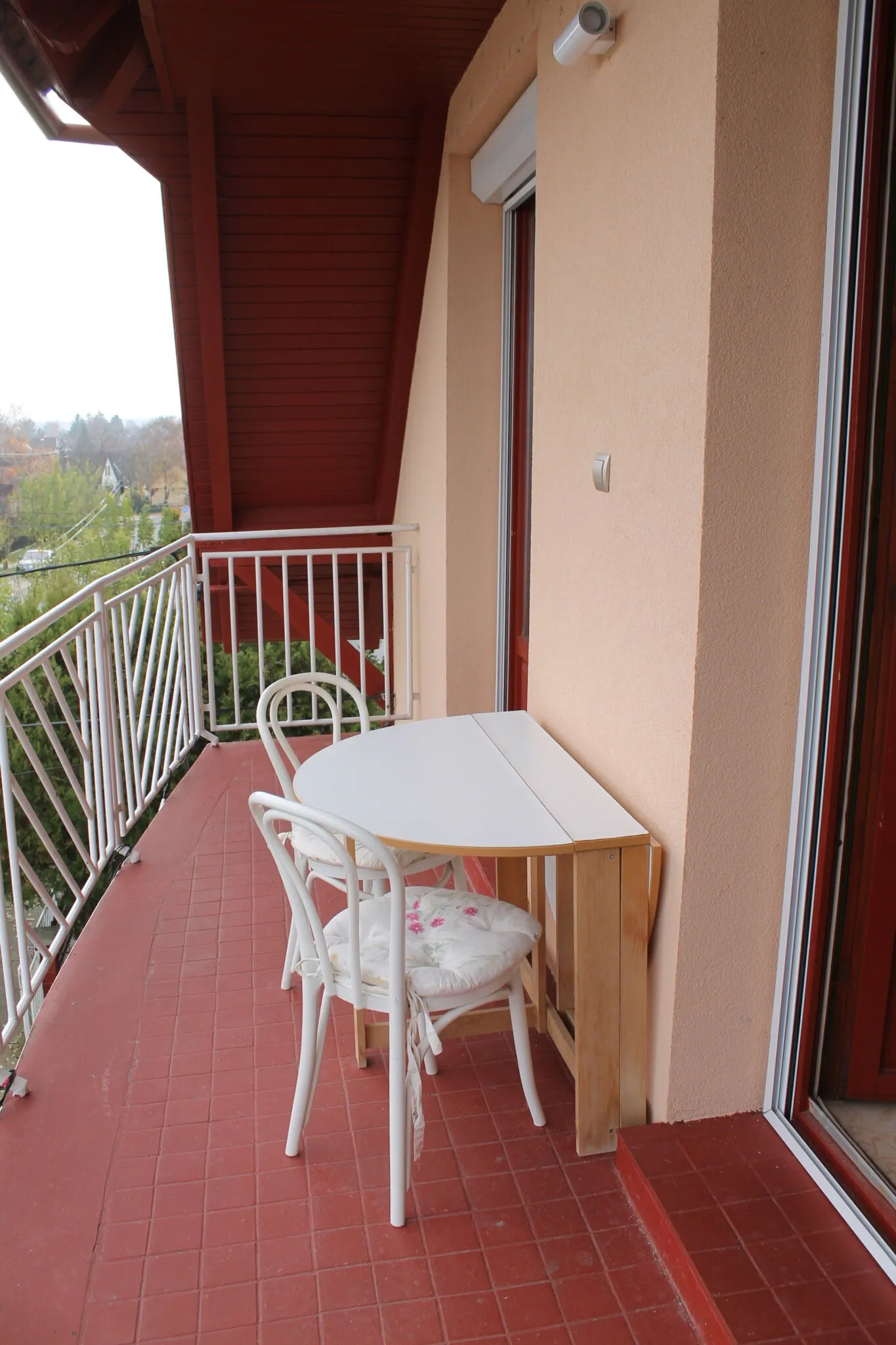 Lenke Apartmanház Balatonlelle – Balatonlelle, Ungaria