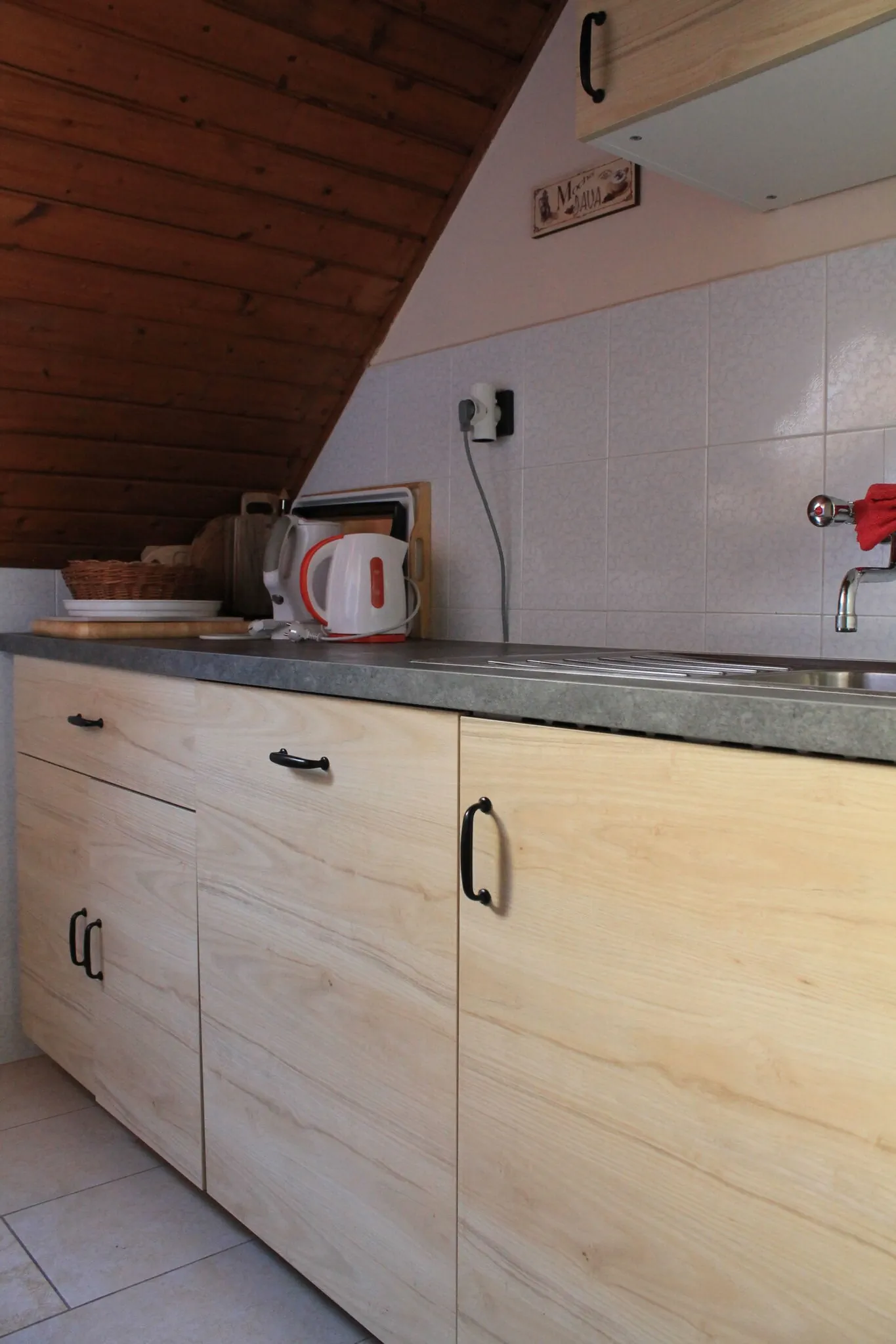 Lenke Apartmanház Balatonlelle – Balatonlelle, Ungaria