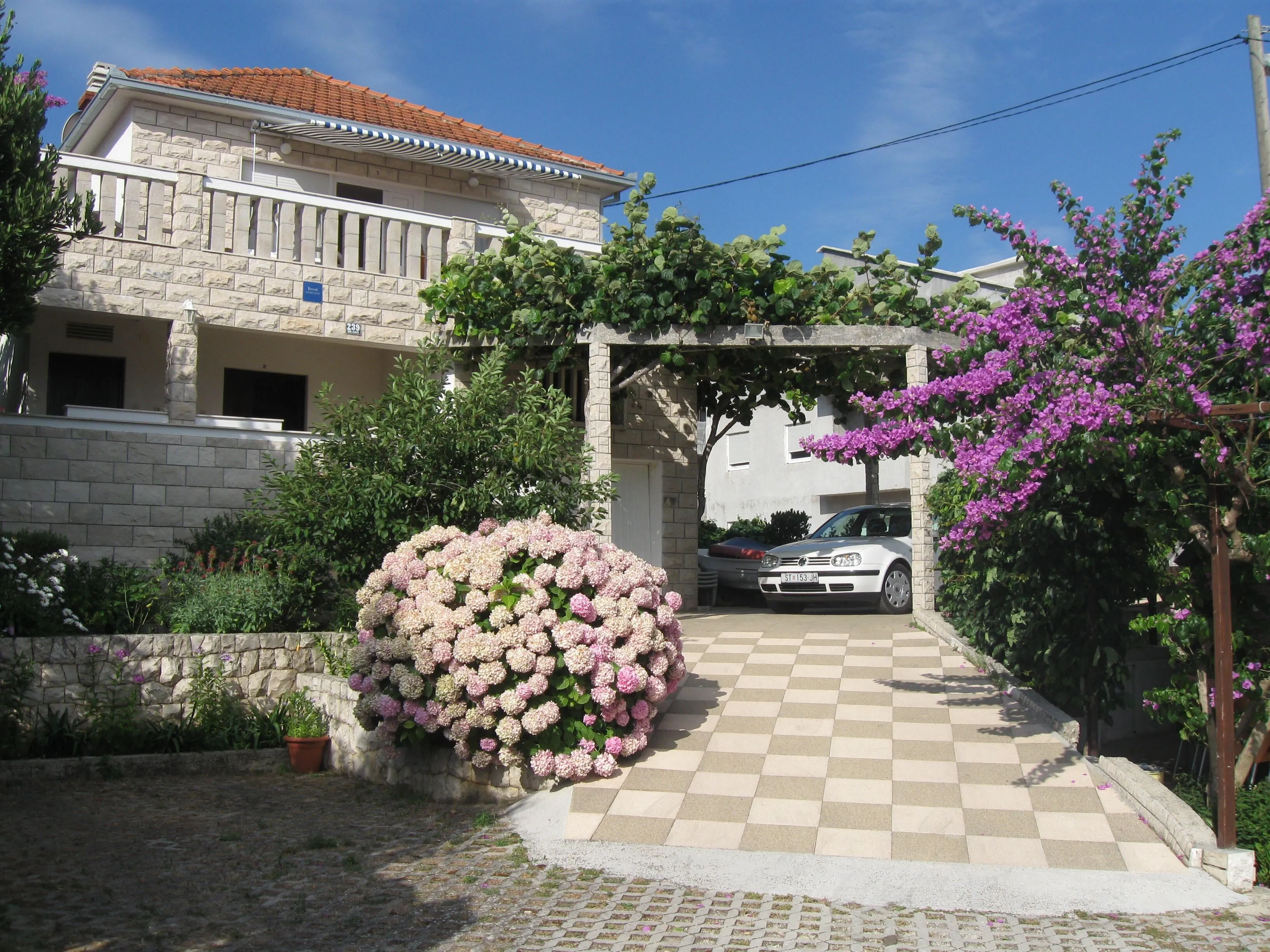 Apartments By The Sea Slatine, Čiovo - 17456 Slatine – Slatine, Chorwacja