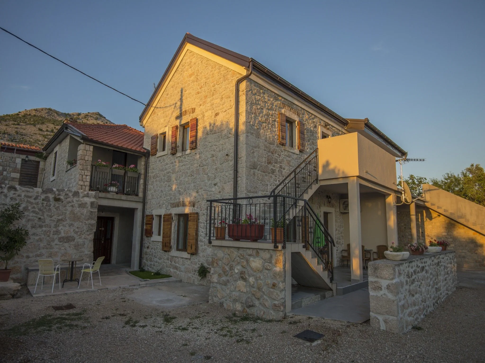 Apartments Punta-in the stone house Starigrad Paklenica - foto 1