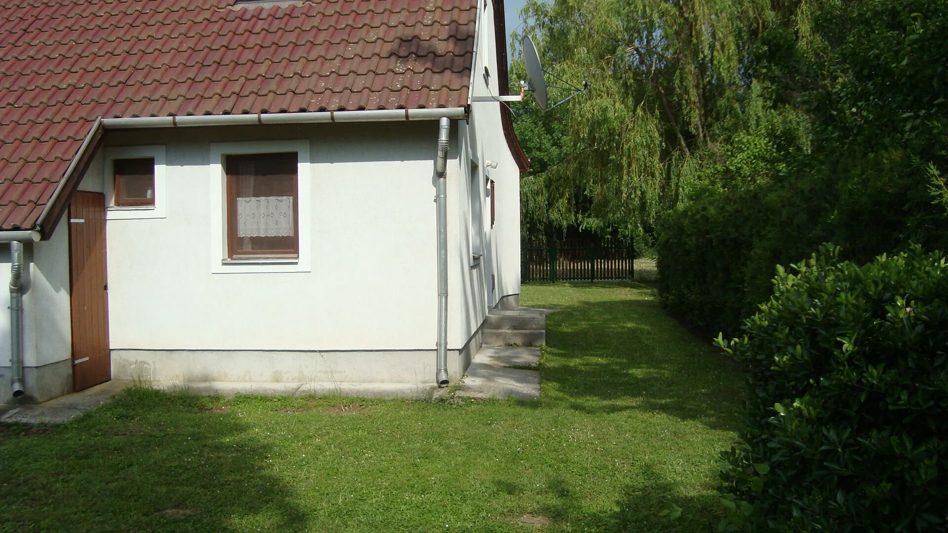 Kócsag Apartman Balatonalmádi – Balatonalmádi, Maďarsko