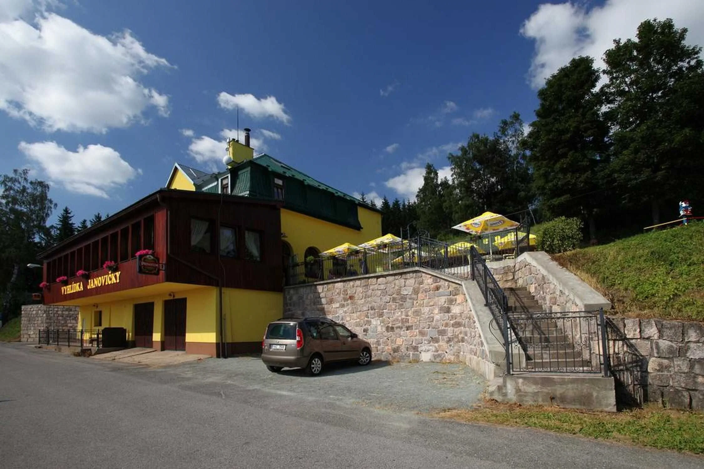 Penzion VYHLÍDKA Janovičky Heřmánkovice - foto 2