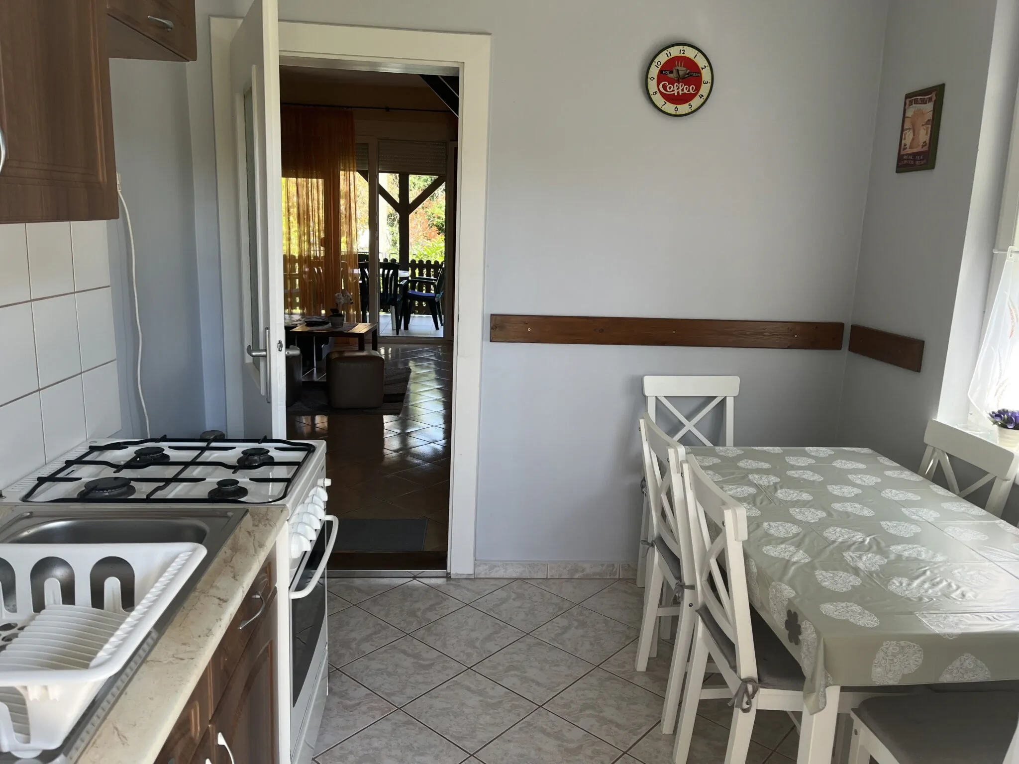 Vikrics Apartman Balatonmáriafürdő – Balatonmáriafürdő, Ungaria