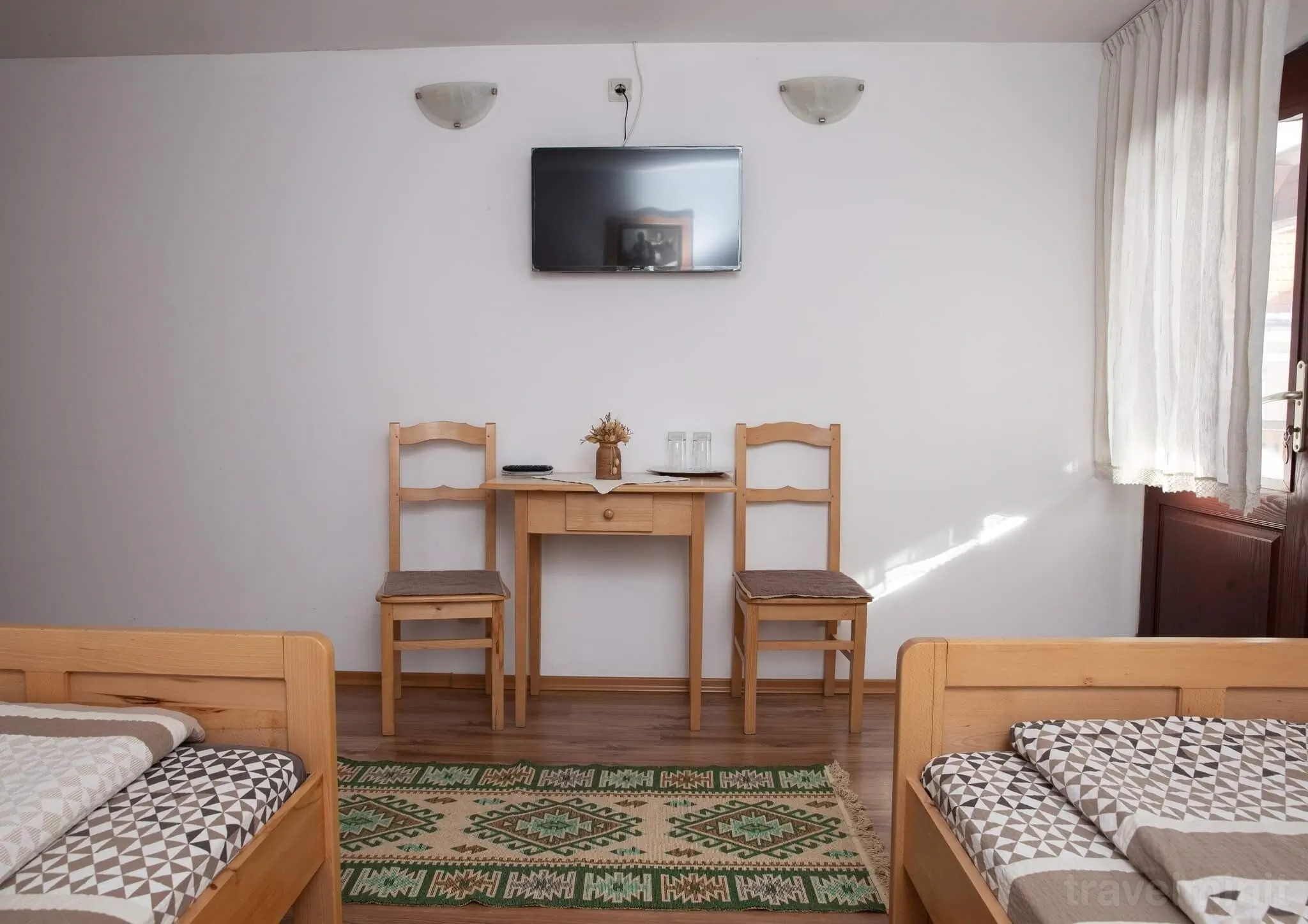 Casa de oaspeti La Conac Rugănești – Rugănești, România