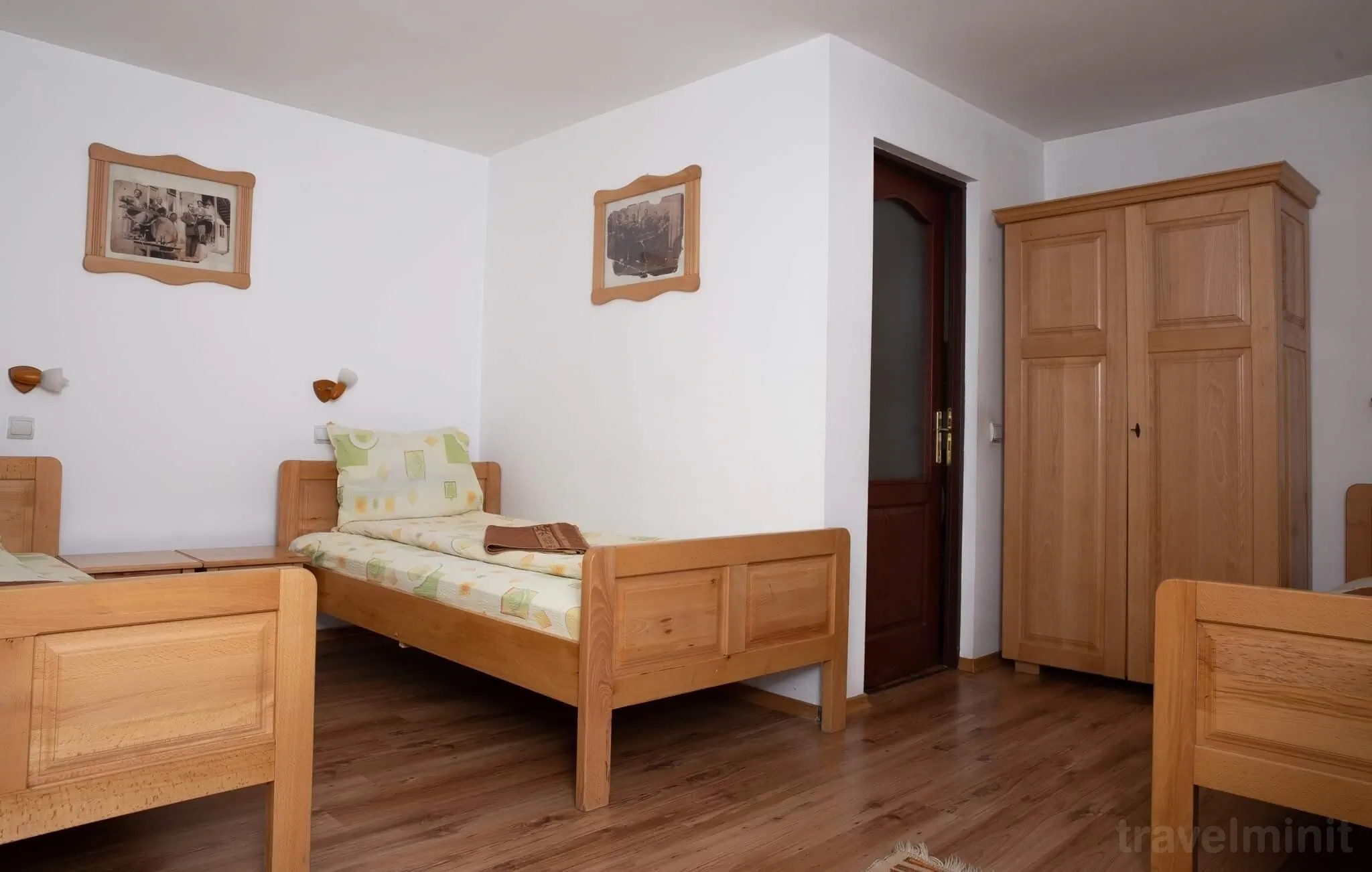 Casa de oaspeti La Conac Rugănești – Rugănești, România