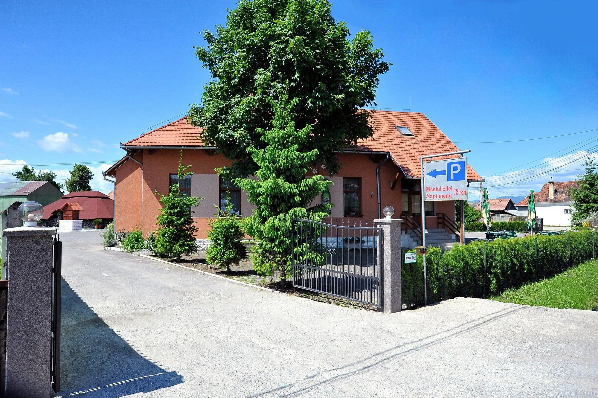 Pensiunea & Restaurant Castel Lăzarea – Lăzarea, România