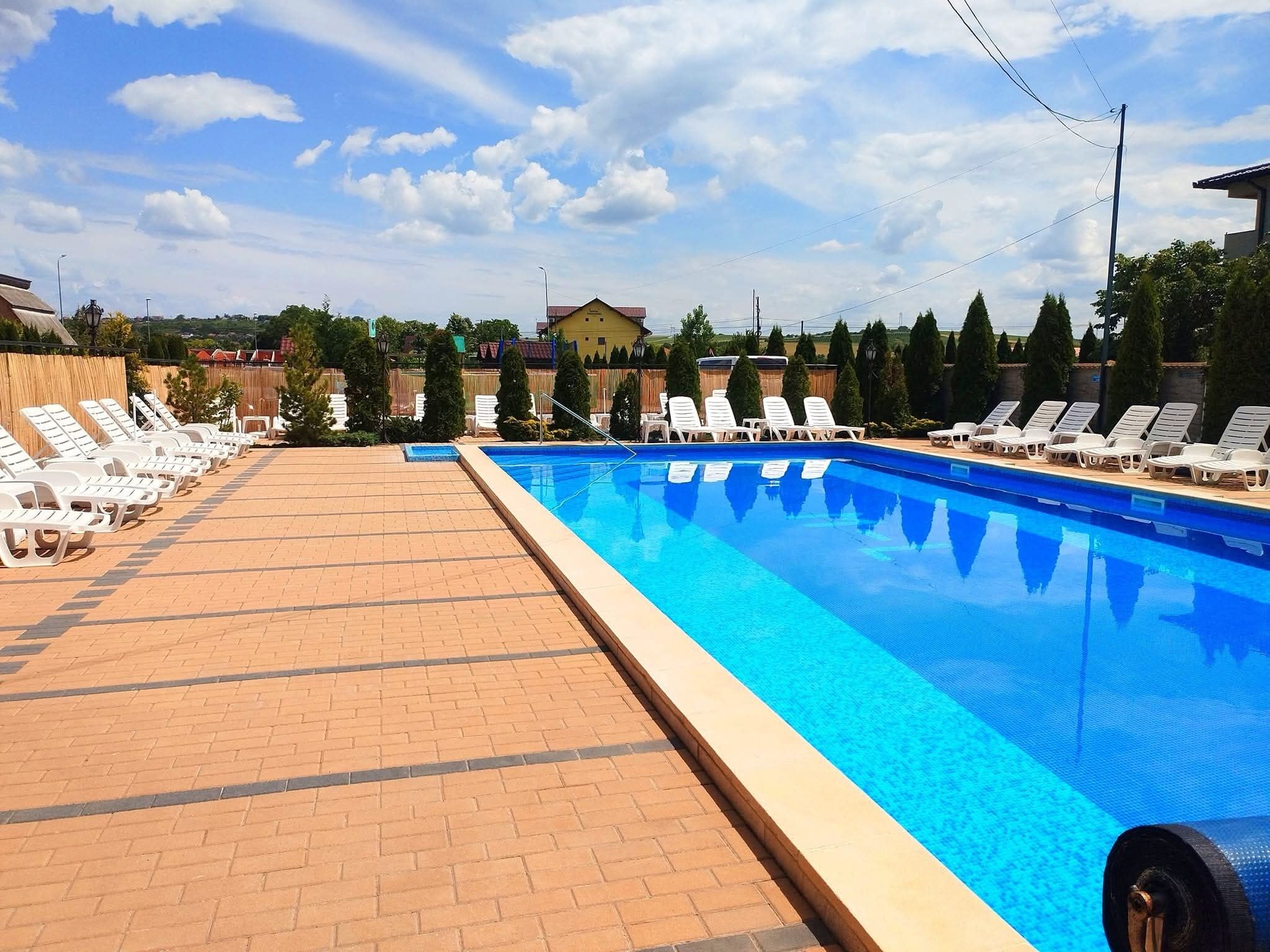 Vila Marliv Tășnad – Tăşnad, România