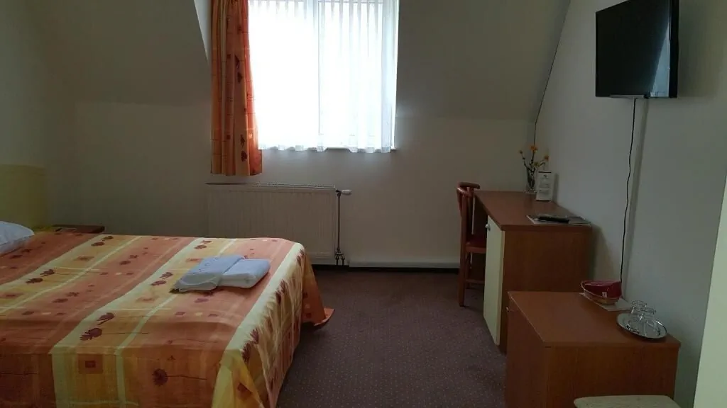 Hotel Melody Oradea – Oradea, România