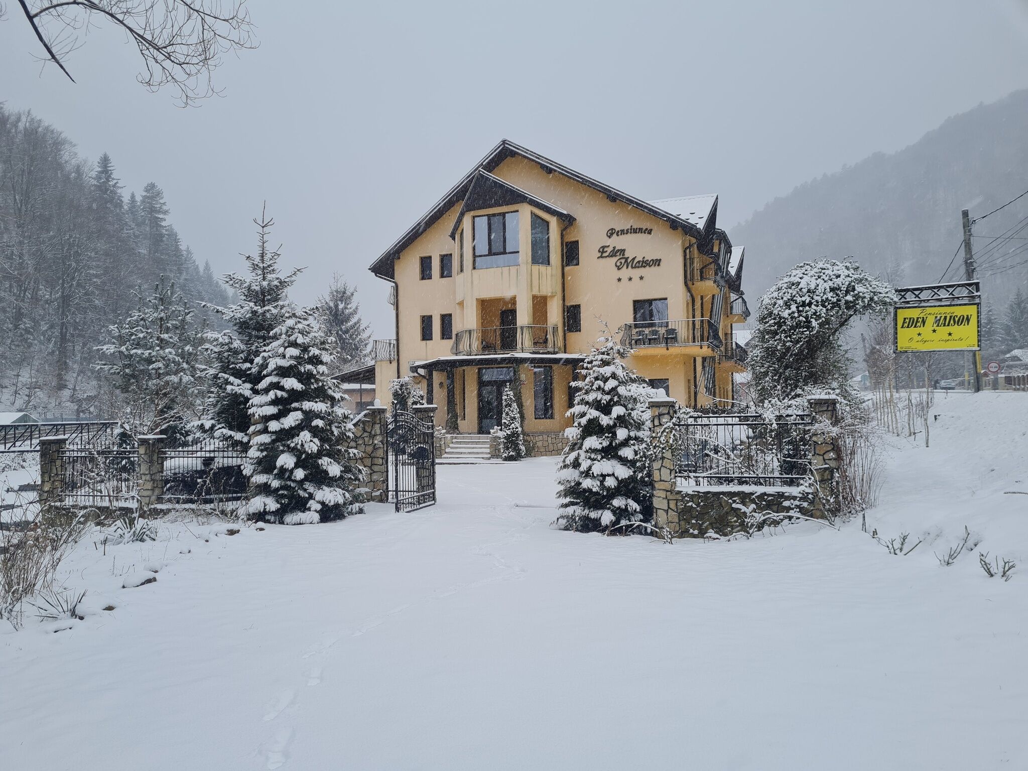 Pensiunea Eden Maison Slănic Moldova – Slănic-Moldova, România