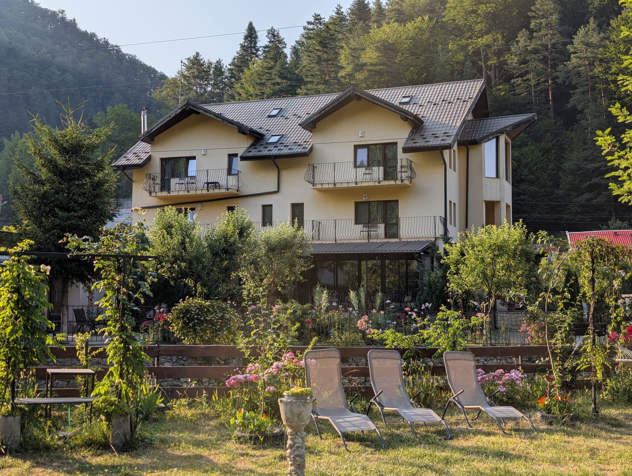 Pensiunea Eden Maison Slănic Moldova – Slănic-Moldova, România