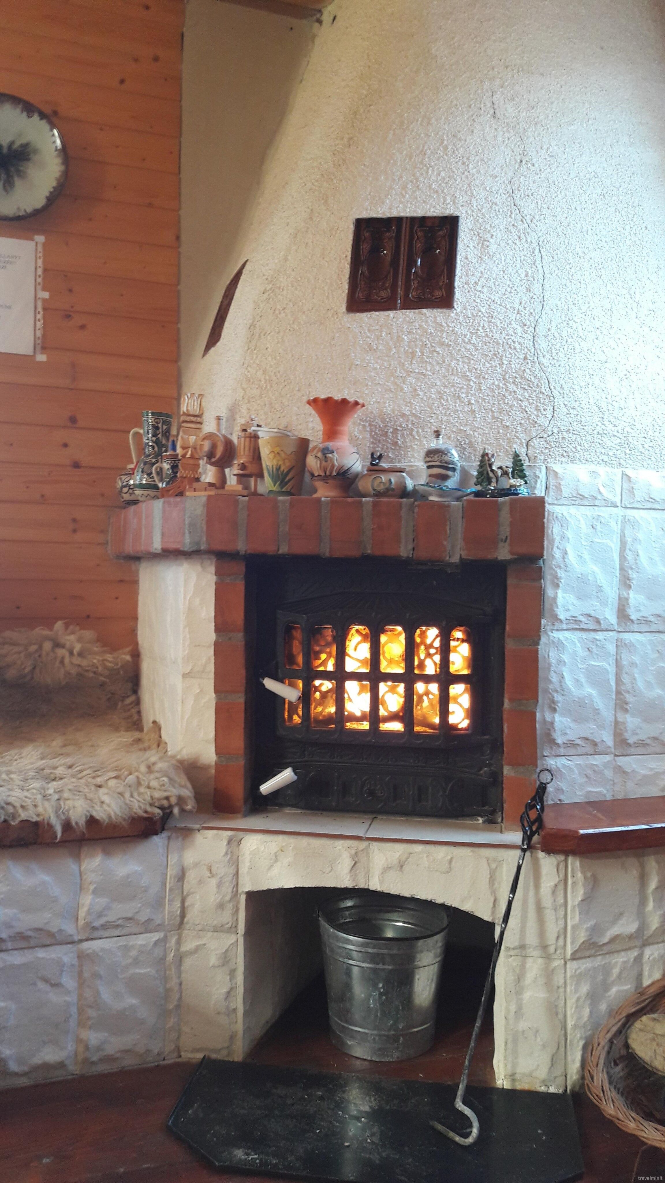 Cabana Hunor-Magor Izvoare – Izvoare, România
