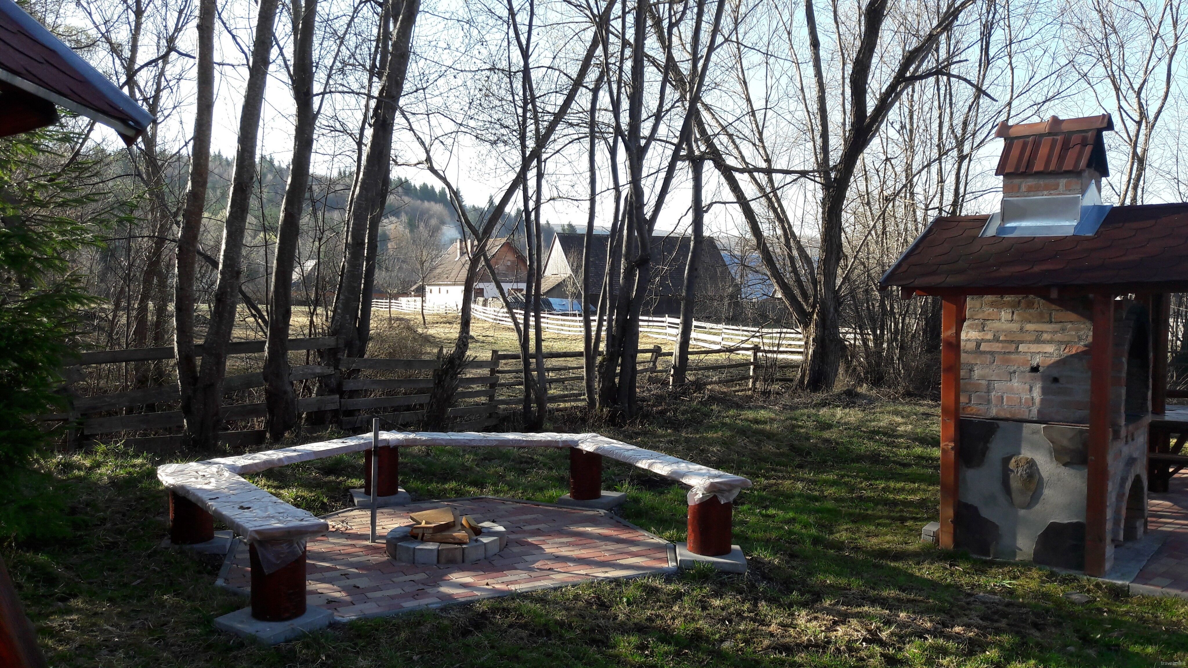 Cabana Hunor-Magor Izvoare – Izvoare, România