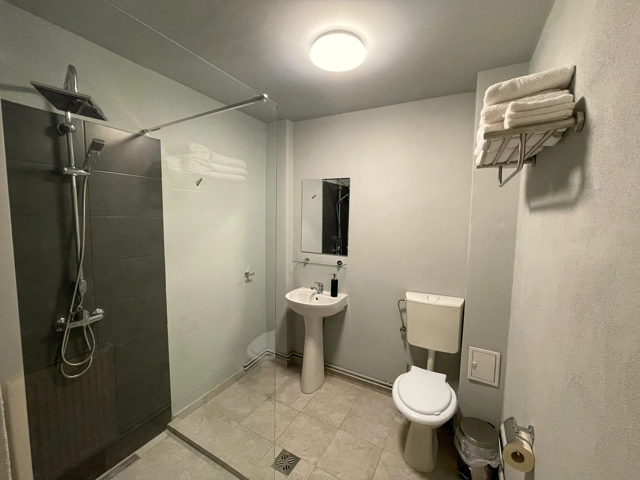 Téka Guest House Gherla – Gherla, Rumunsko