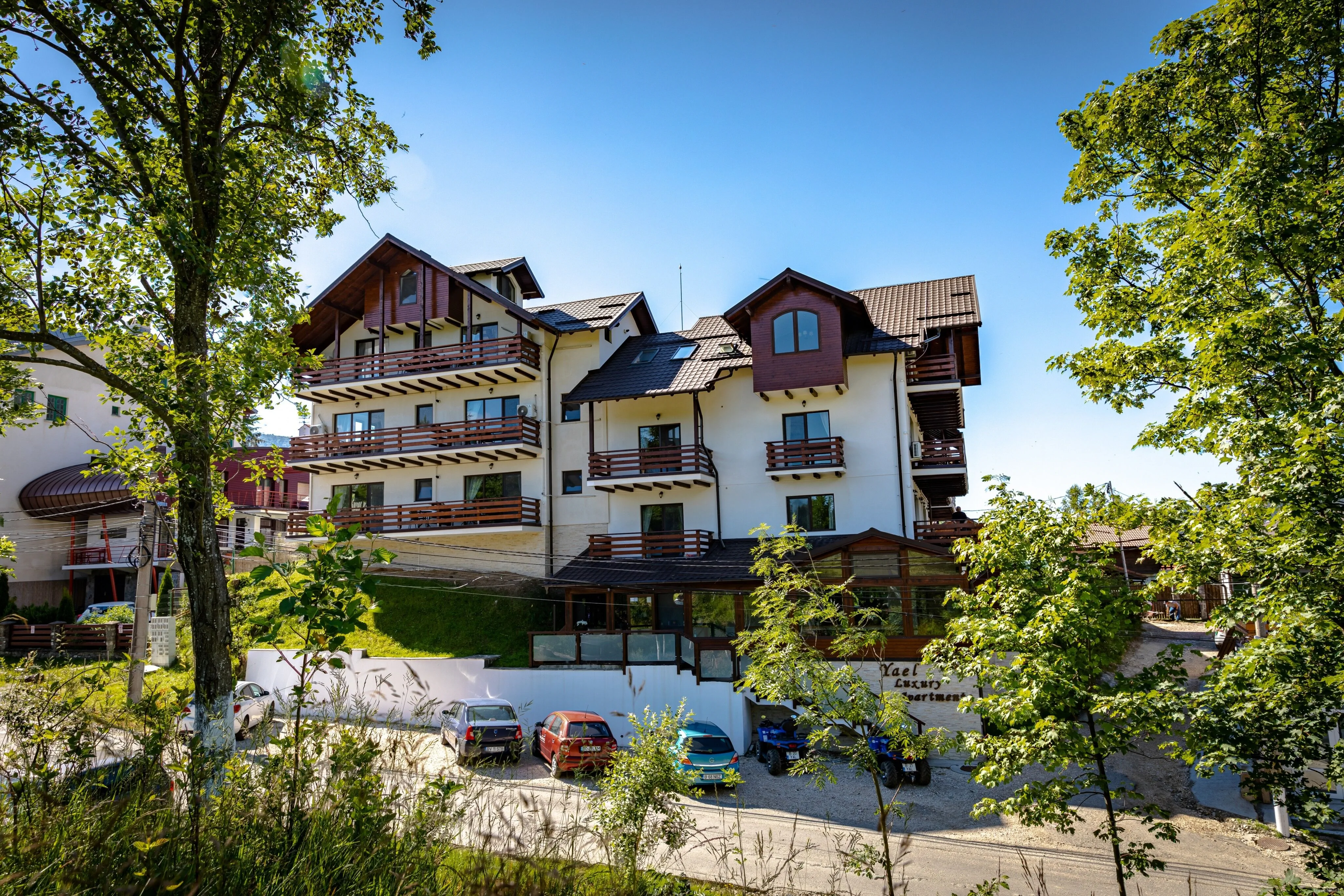 Yael Luxury Apartments 2 Bușteni - foto 1