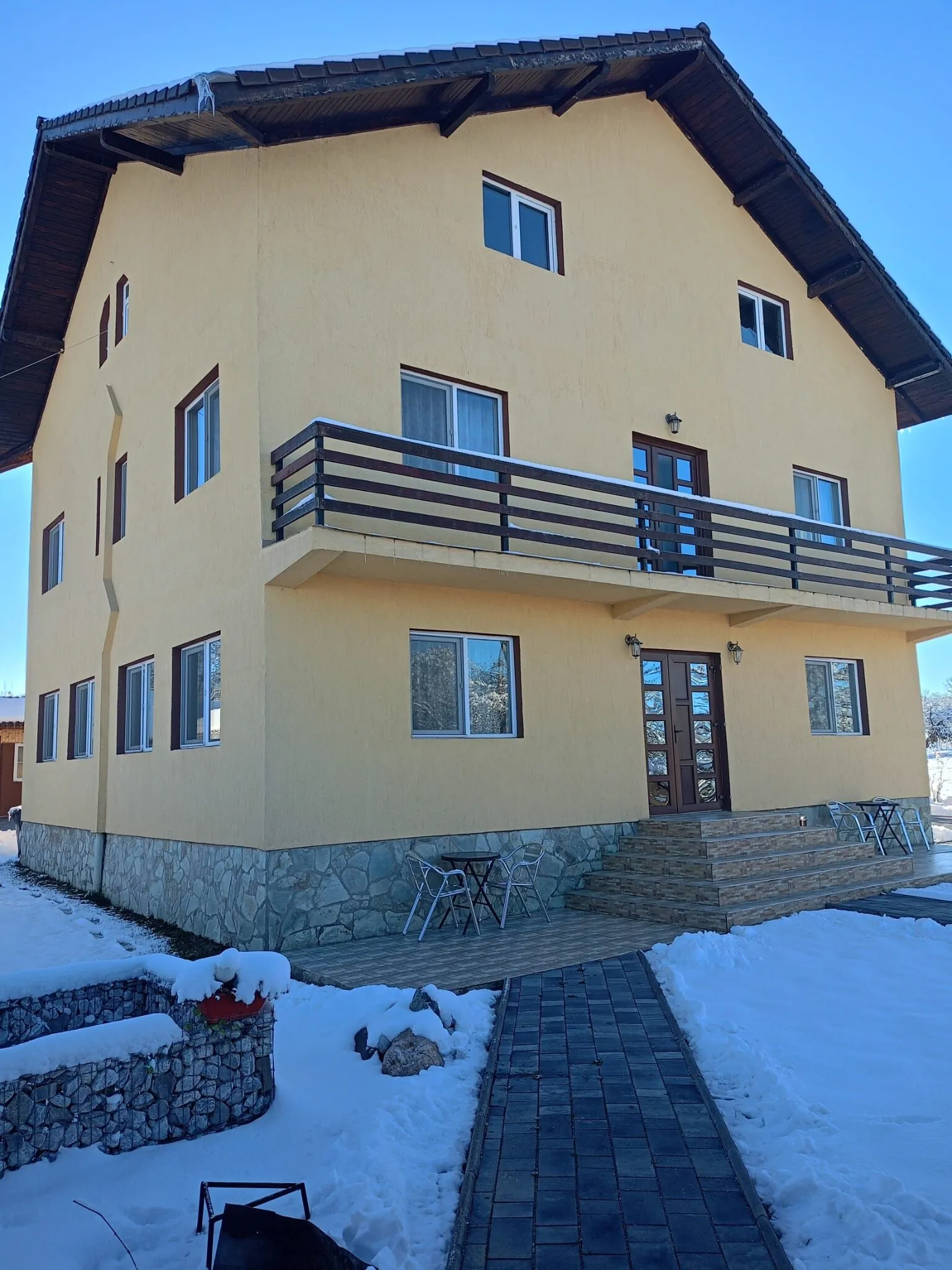 Pensiunea Maria-Mihaela Poienari – Bumbești-Pițic, România