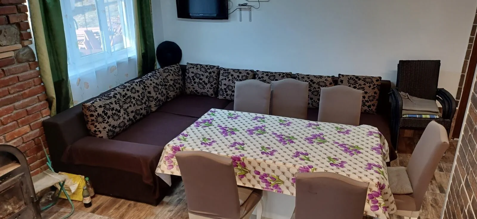 Cabana Sponsoru' și Baroana Aiudul de Sus – Aiudul de Sus, România