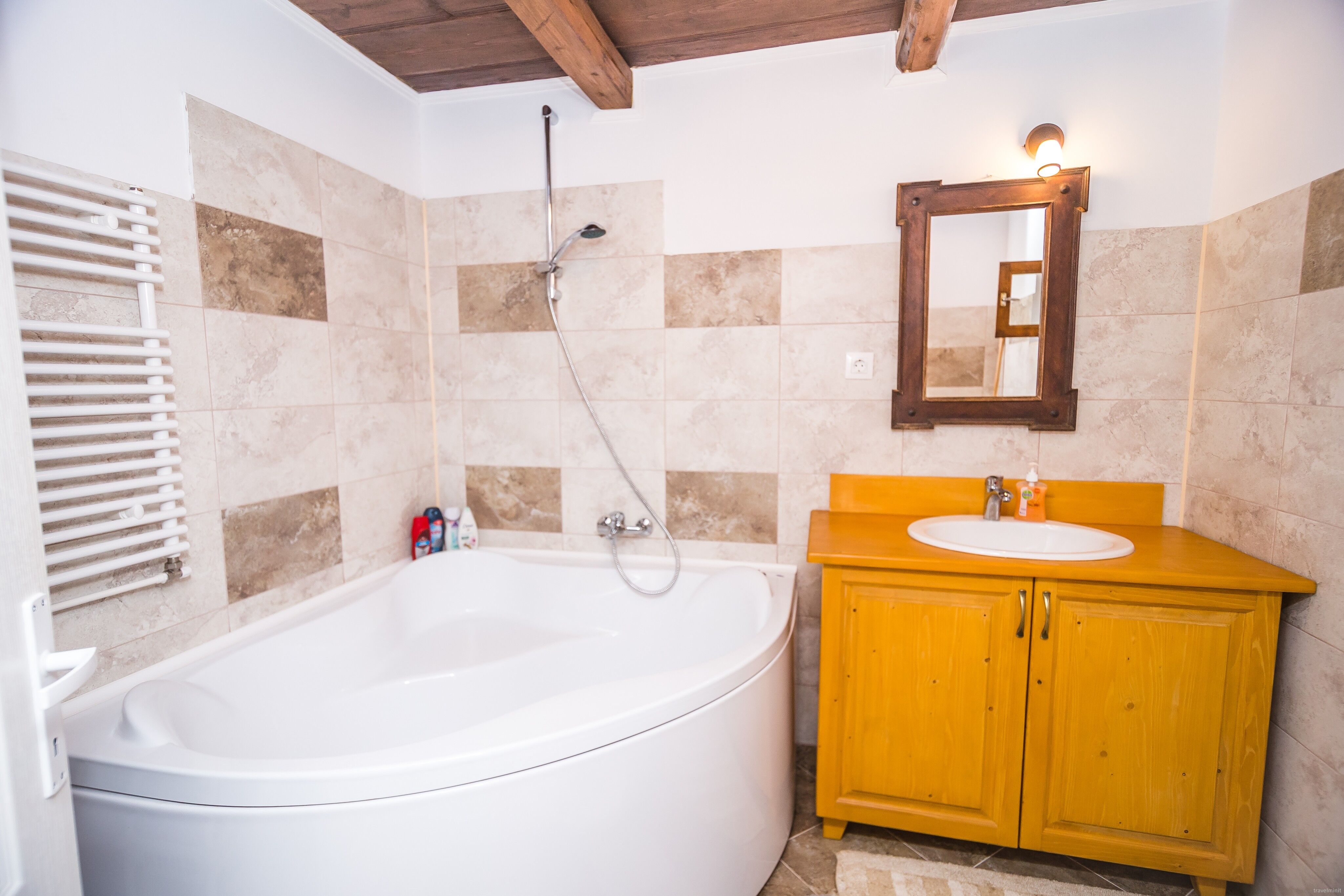 Cabana Lázár Șiclod - foto 3