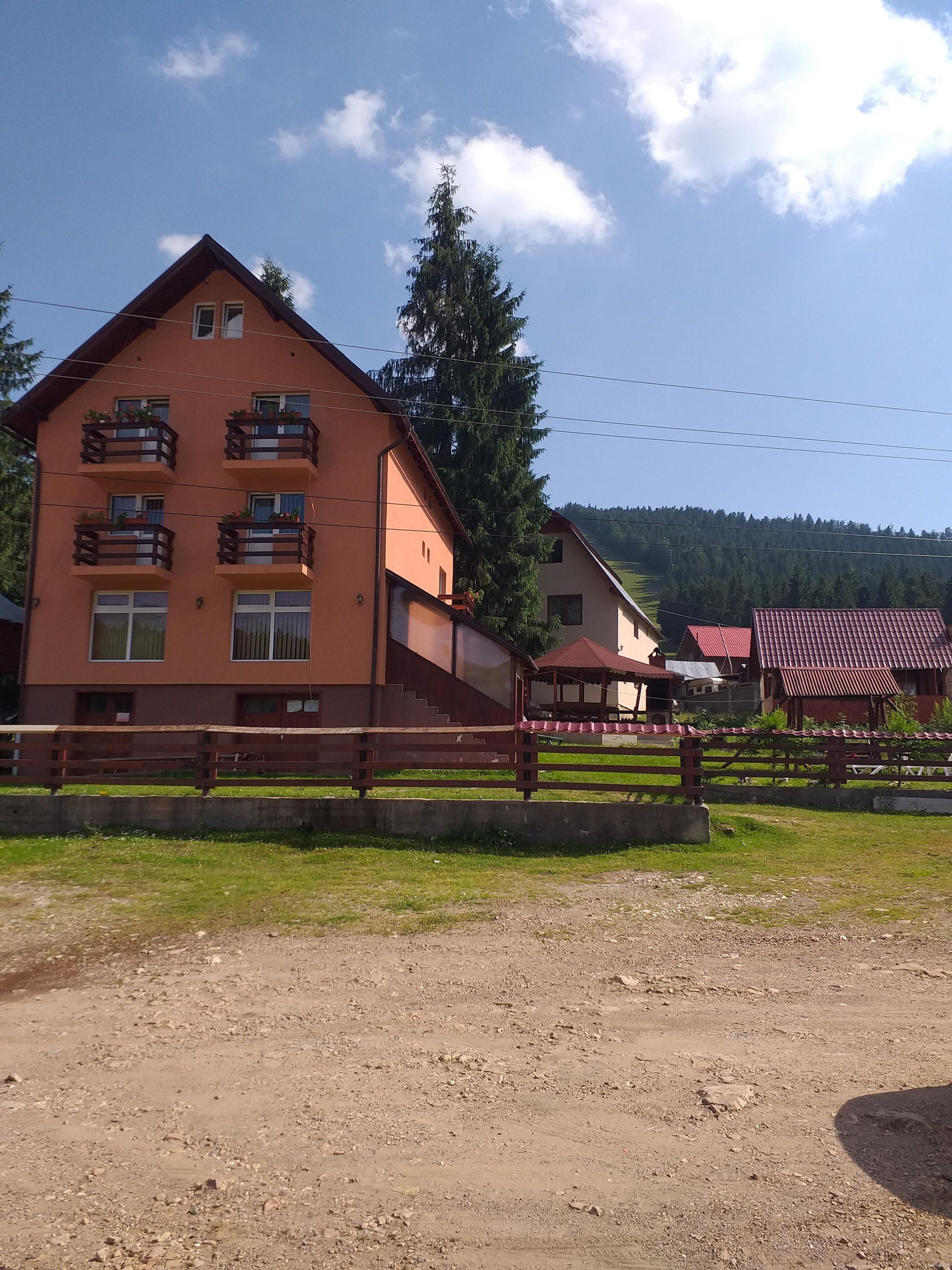 Casa Andreea Maria Vârtop – Vârtop, România