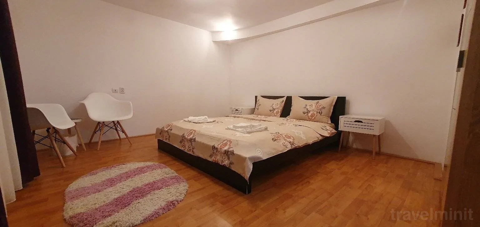 Apartament Casa Teo Neagra Șarului – Neagra Șarului, România