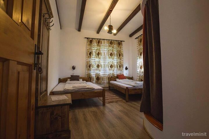 Casă de oaspeți Szencsed Barajul Zetea – Zetea, România