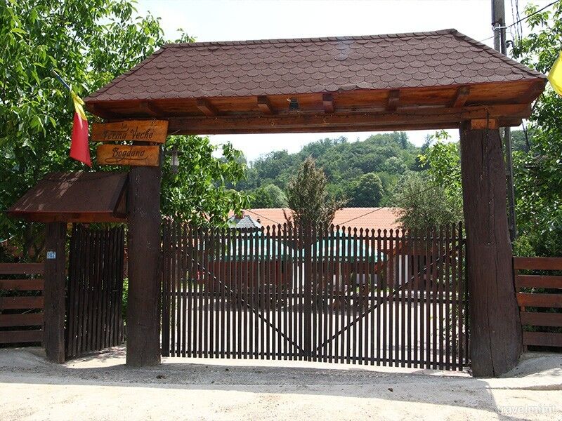 Pensiunea La Ferma Veche Bogdana – Bogdana, România