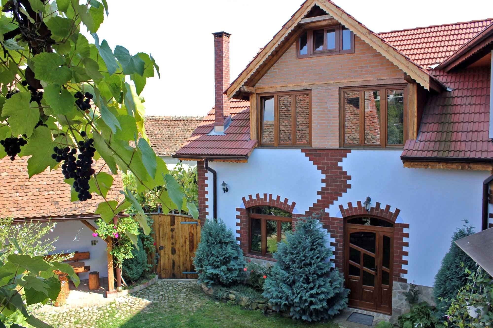 Casa Vale ~ Vila Crina – Vale, România