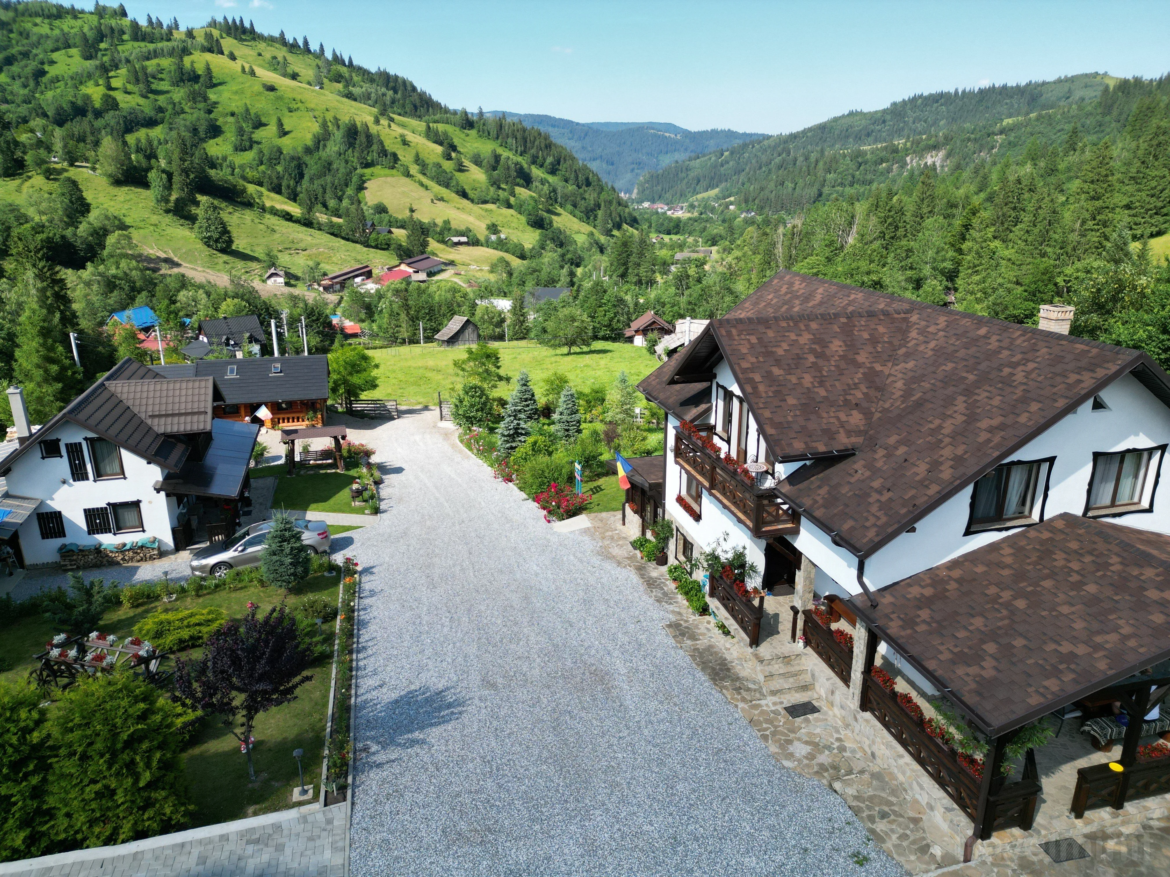 Casa Izvorul Rarăului Câmpulung Moldovenesc - foto 8