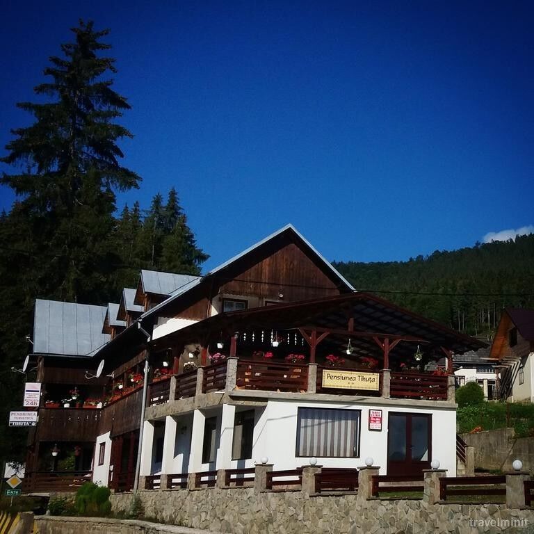 Pensiunea Tihuta Piatra Fântânele – Piatra Fântânele, România