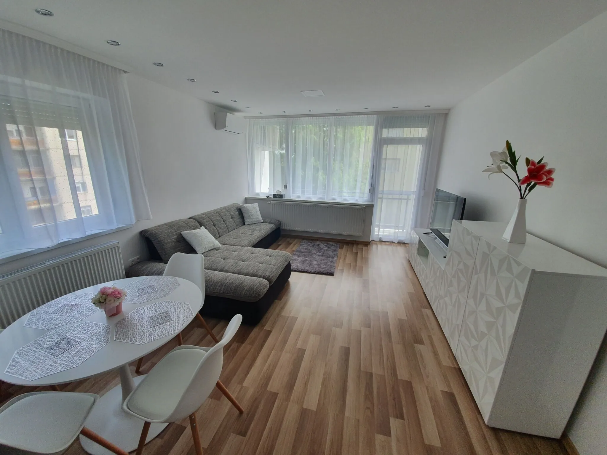 Mátrix Apartman Békéscsaba – Bichișciaba, Ungaria