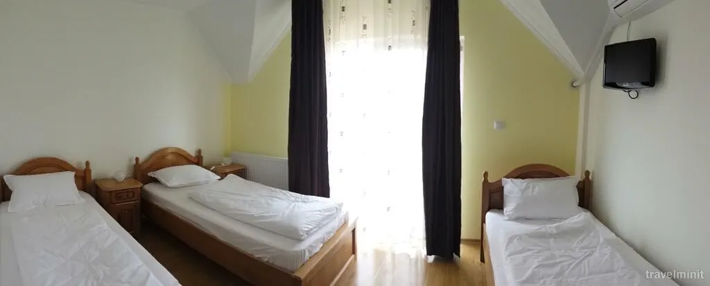 Casa Irlandeza Sânmartin – Sânmartin, România