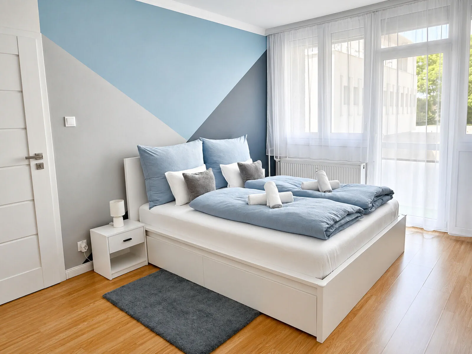 AwesHome City Apartment Debrecen – Debrețin, Ungaria