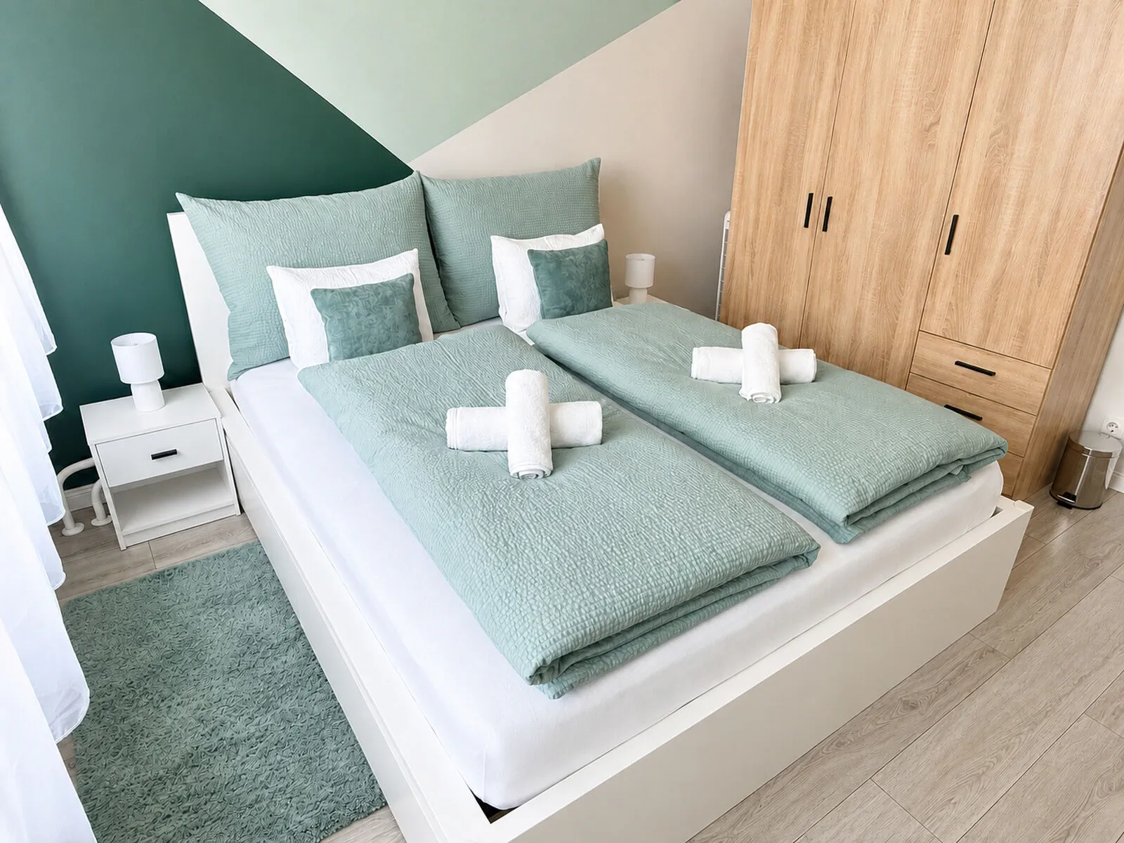 AwesHome City Apartment Debrecen – Debrețin, Ungaria