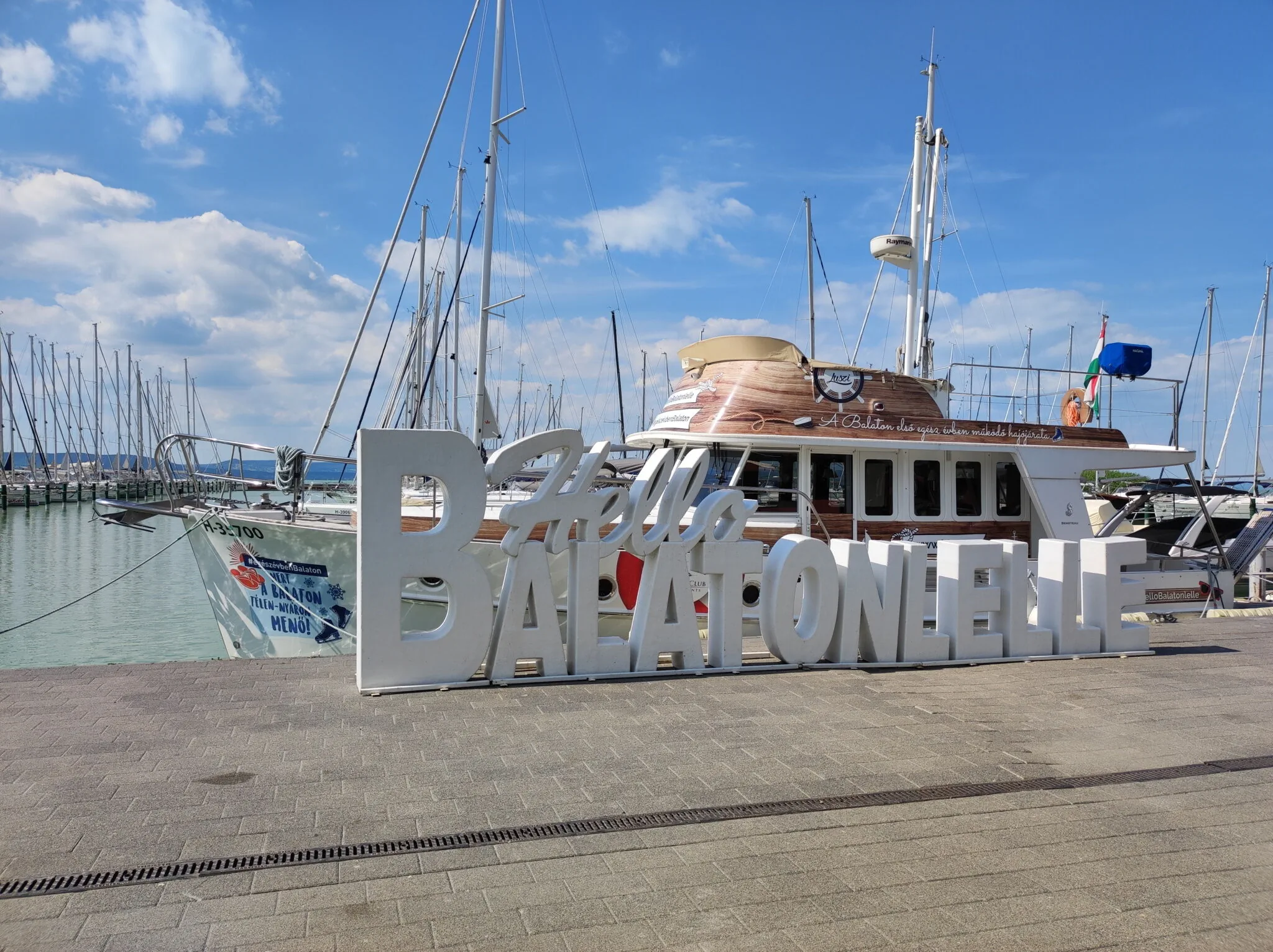 Soleil Apartmanok Balatonlelle – Balatonlelle, Węgry