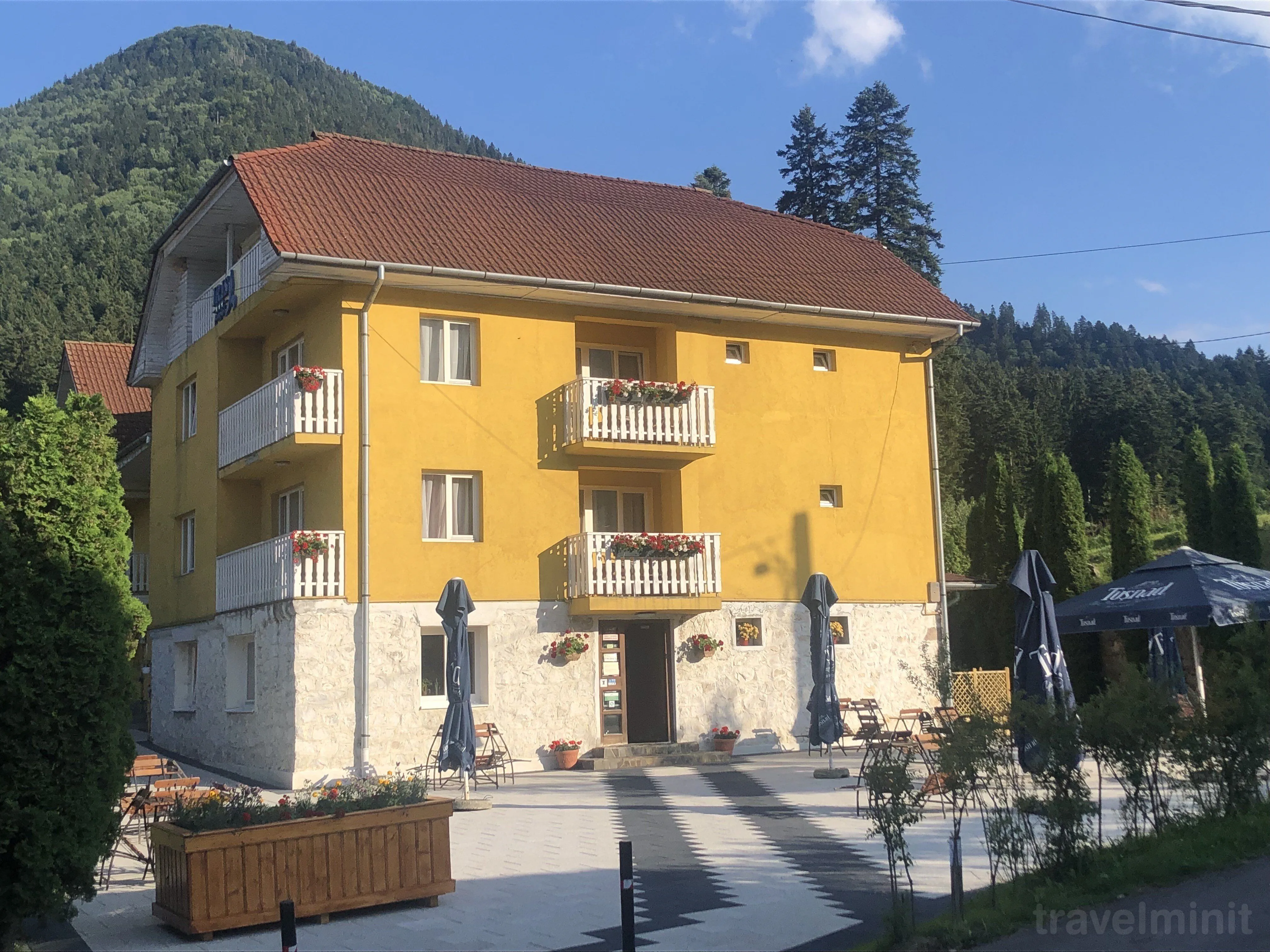 Pensiunea Iris Băile Tușnad - foto 1