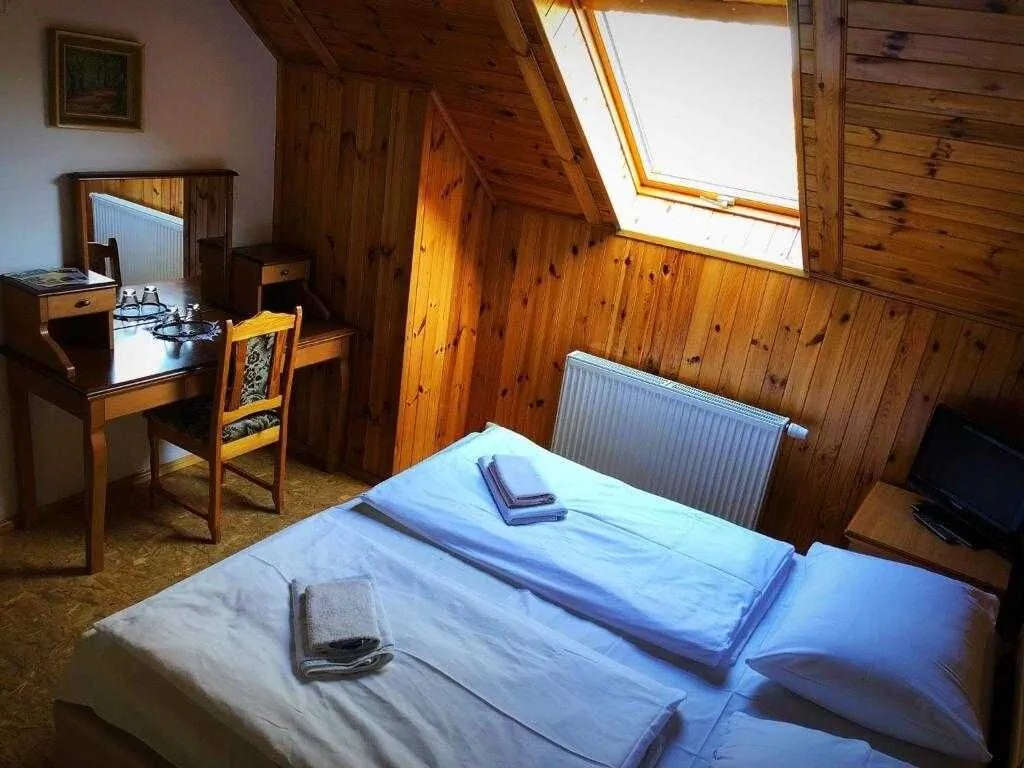 Selský Dvůr Biskoupky Sebečice – Sebečice, Česká republika