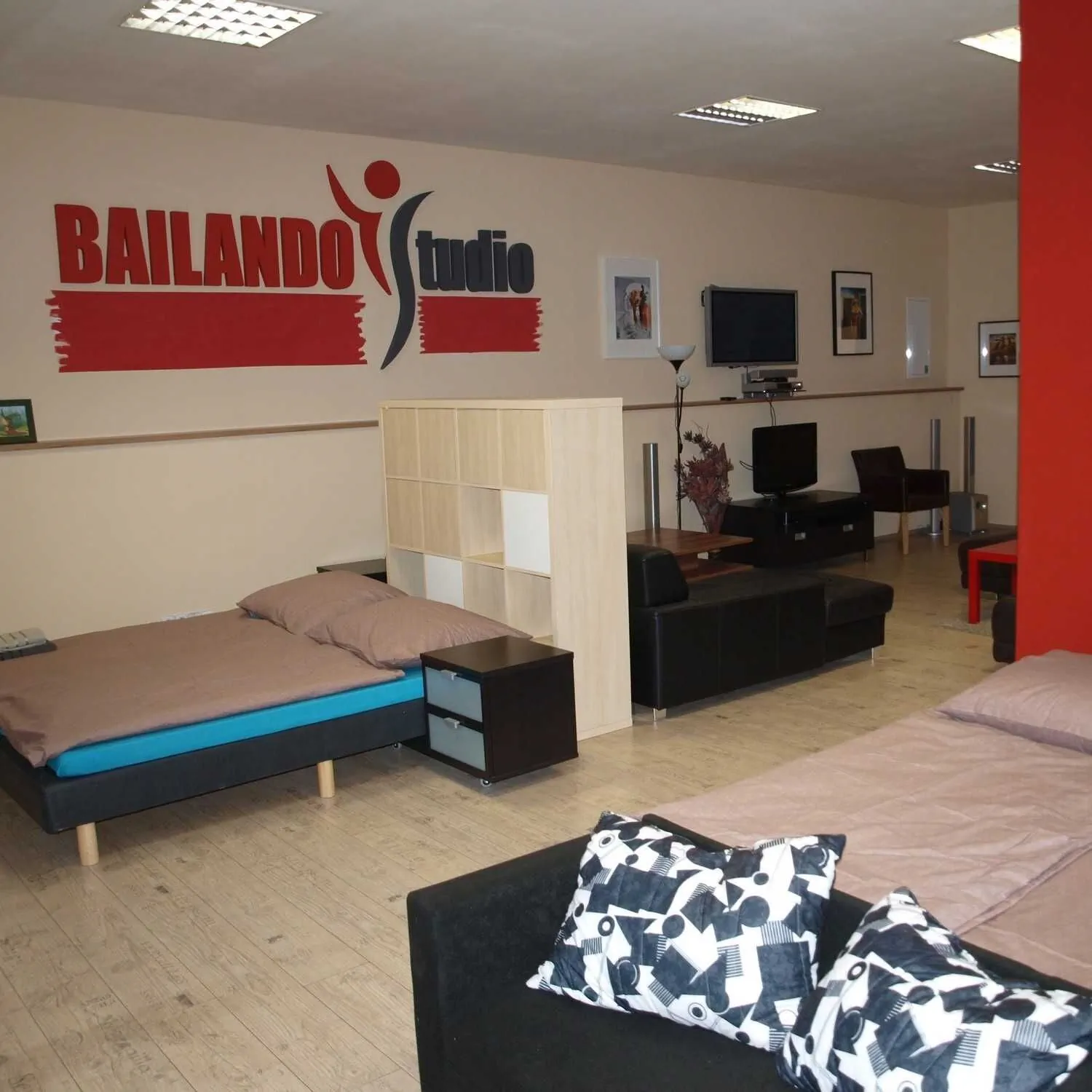 BAILANDO Studio Neratovice - foto 10