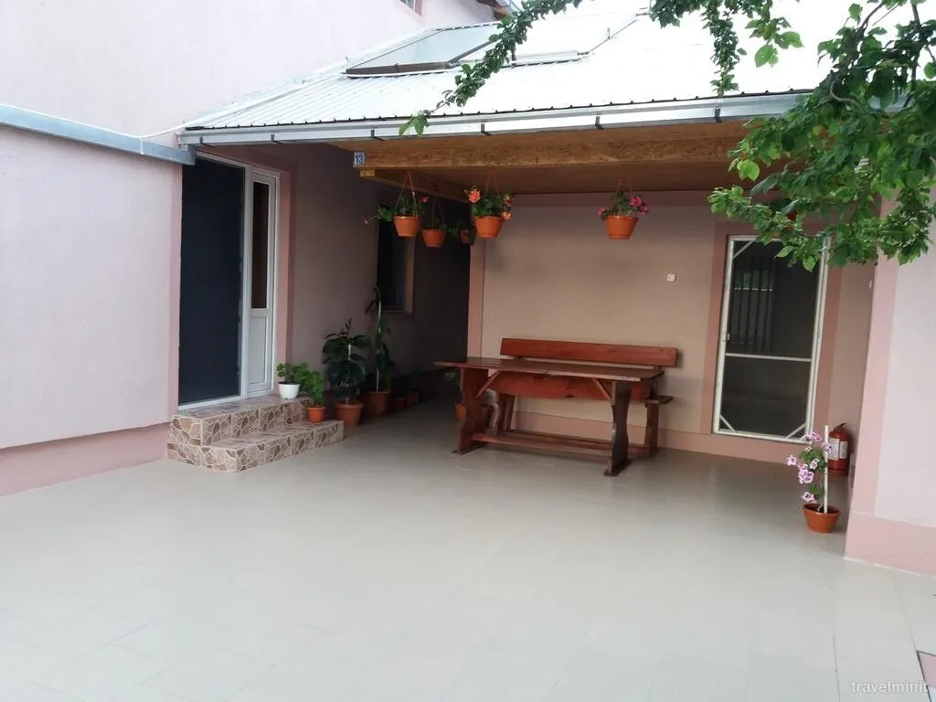Casa de oaspeți Laricris Corbu – Corbu, România