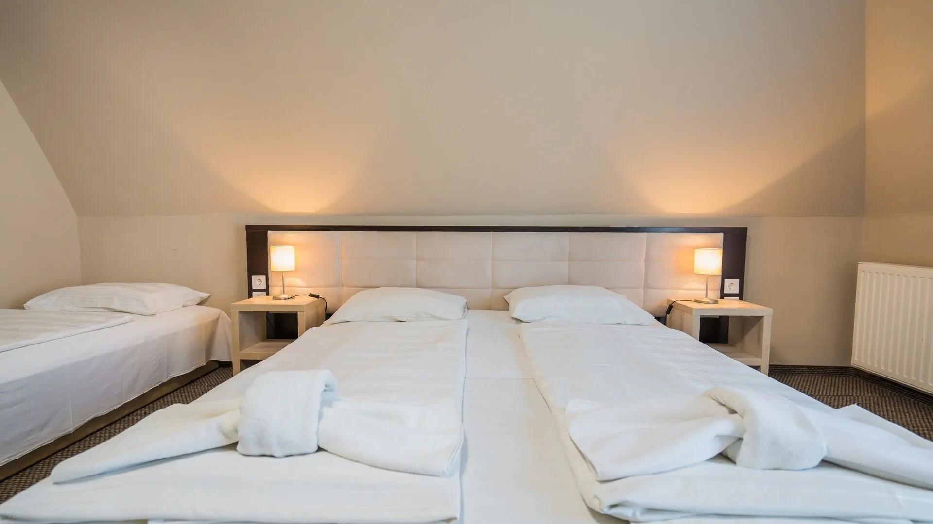 Beach Family Rooms Siófok - foto 2